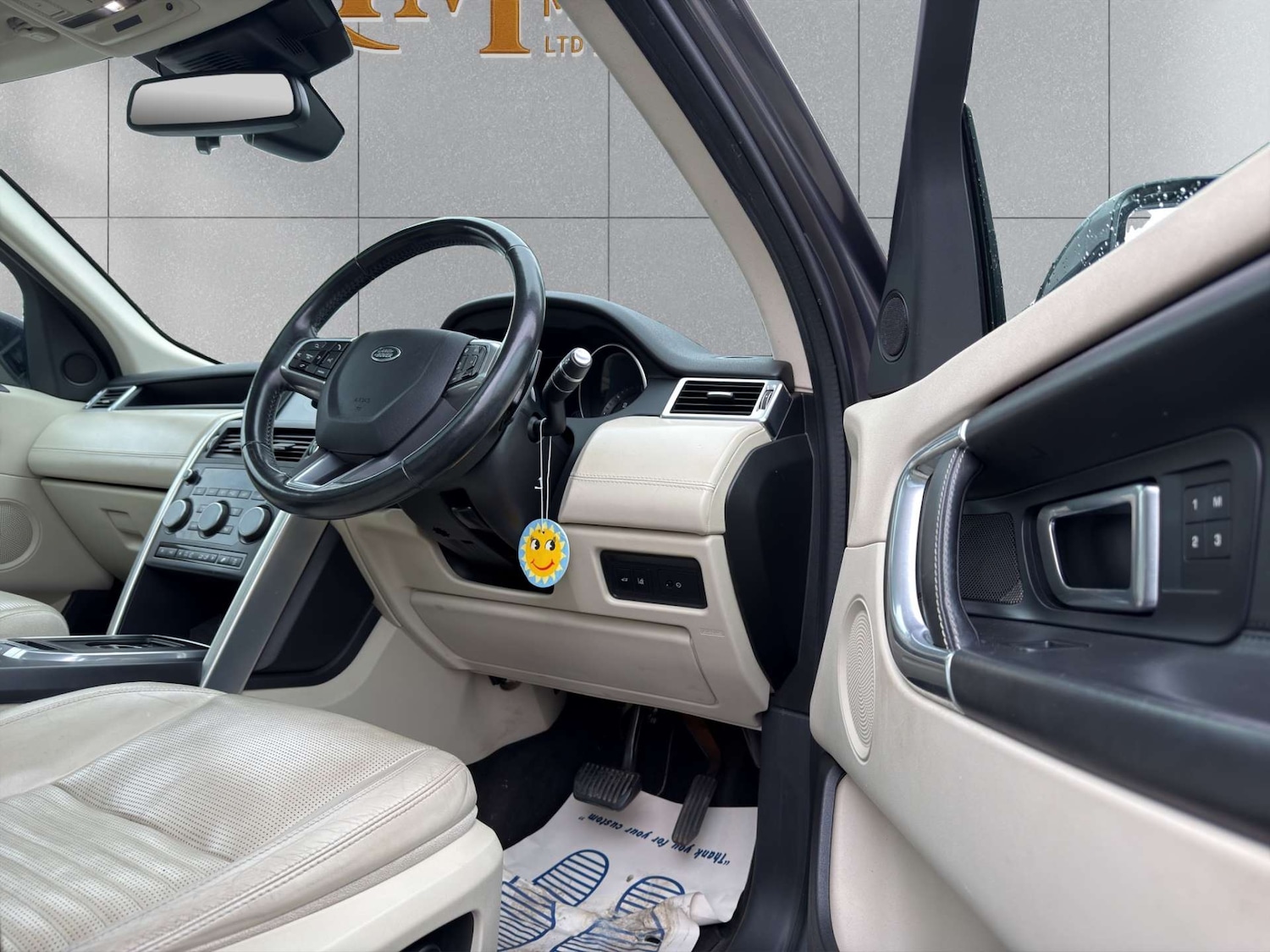 Used Land Rover Discovery Sport 2016 for sale - 78041789: Photo 63