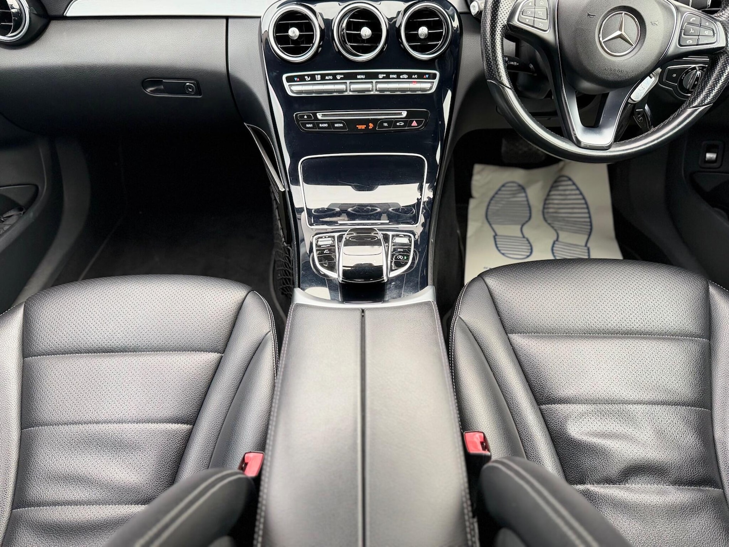 Used Mercedes-Benz C Class 2014 for sale - 76866532: Photo 30