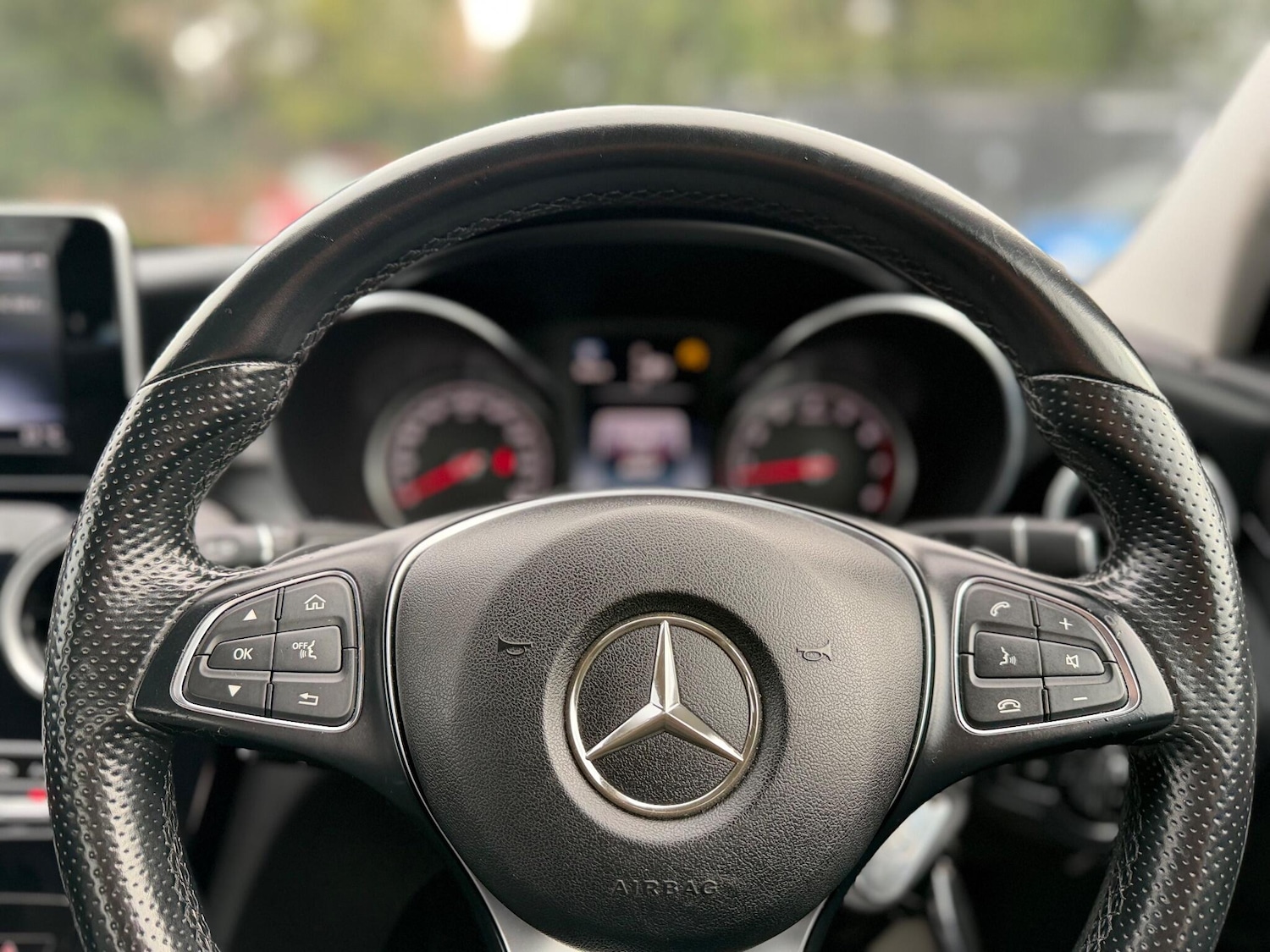 Used Mercedes-Benz C Class 2014 for sale - 76866532: Photo 70