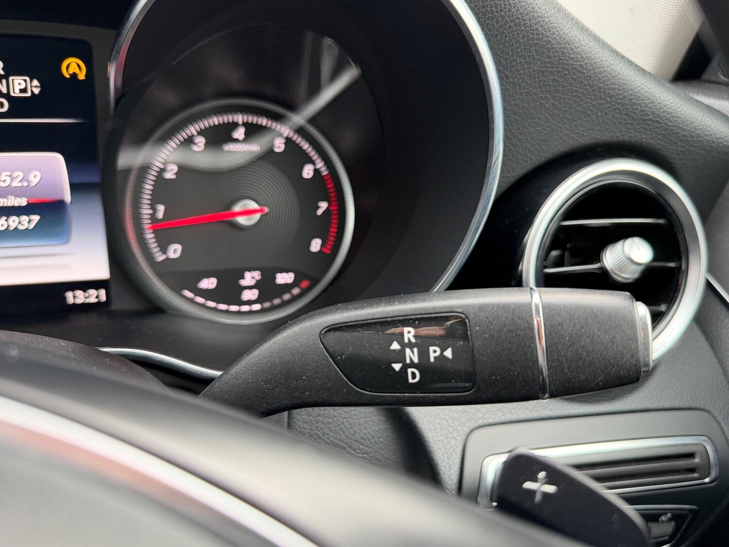 Used Mercedes-Benz C Class 2014 for sale - 76866532: Photo 84