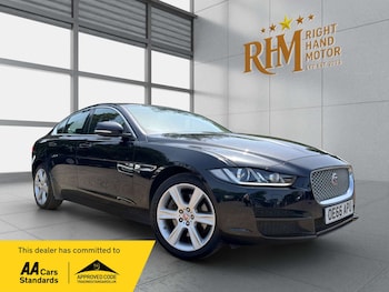 Used Jaguar XE 2017 for sale - 78893192: Photo