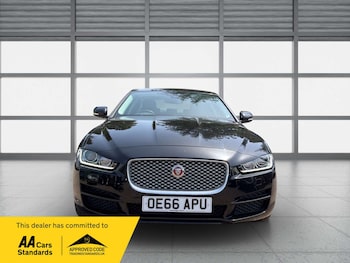 Used Jaguar XE 2017 for sale - 78893192: Photo