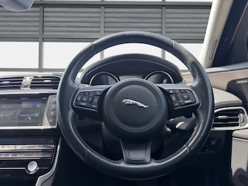 Used Jaguar XE 2017 for sale - 78893192: Photo