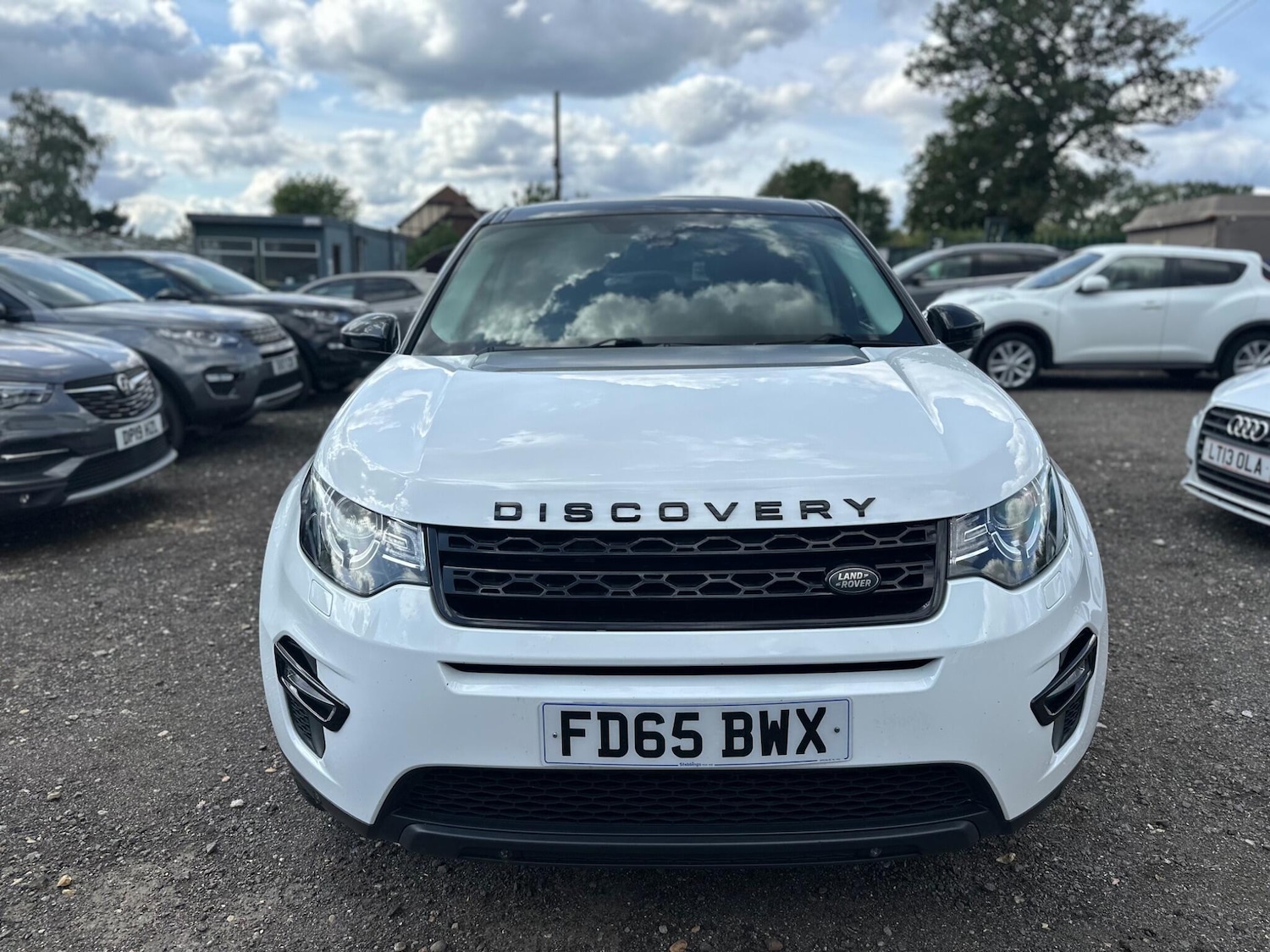 Used Land Rover Discovery Sport 2015 for sale - 76989002: Photo 14