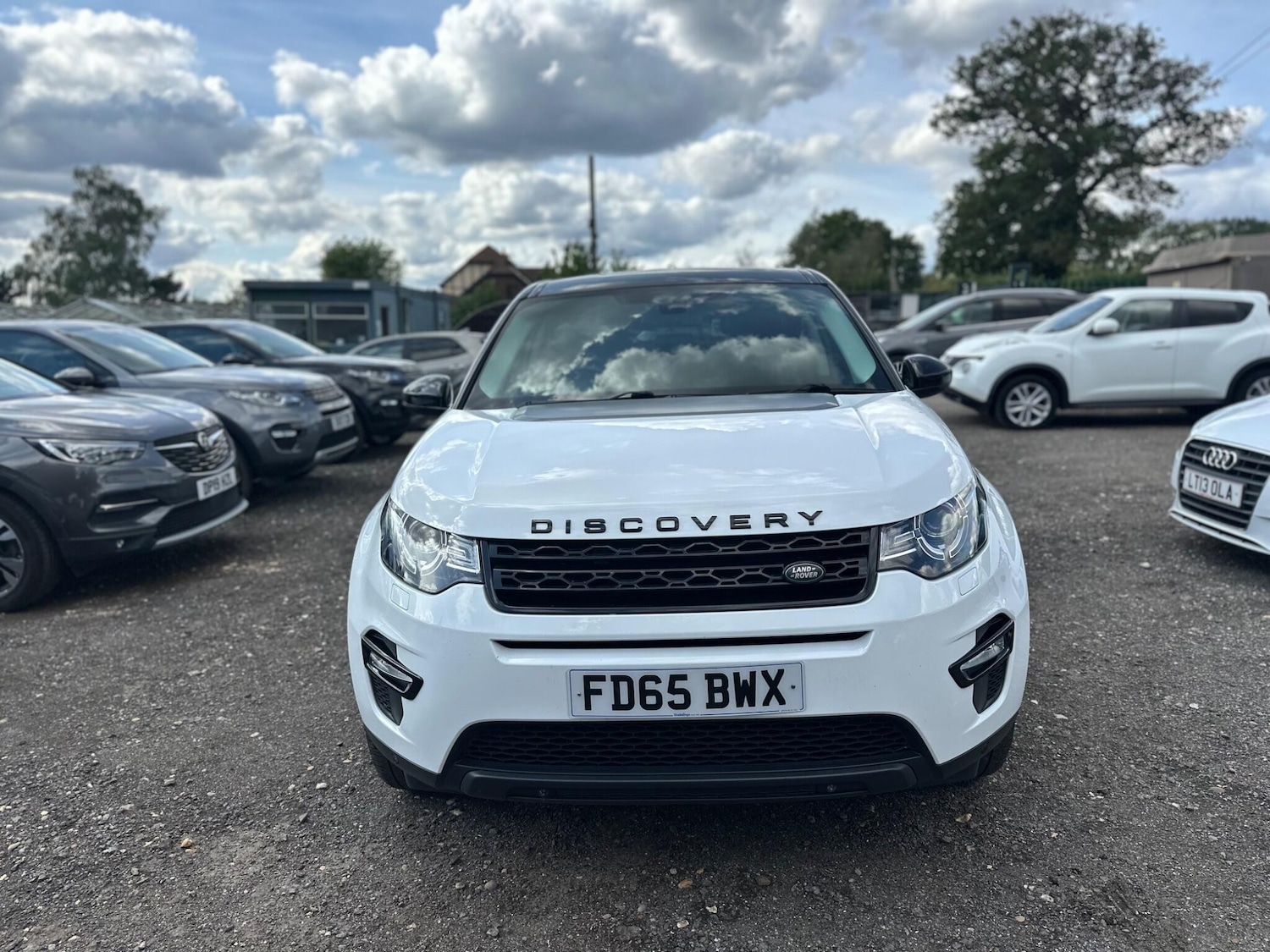 Used Land Rover Discovery Sport 2015 for sale - 76989002: Photo 16
