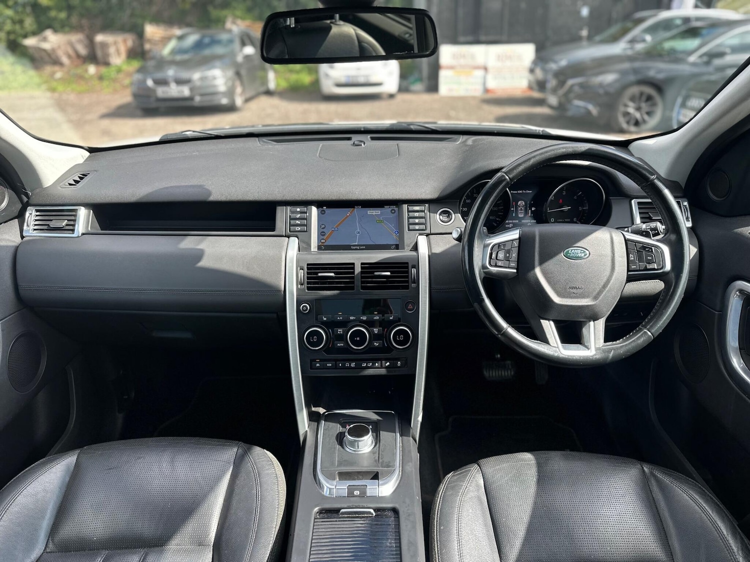 Used Land Rover Discovery Sport 2015 for sale - 76989002: Photo 33