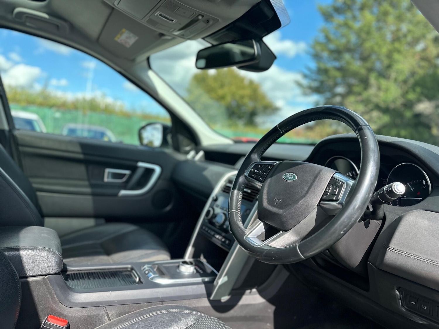 Used Land Rover Discovery Sport 2015 for sale - 76989002: Photo 35