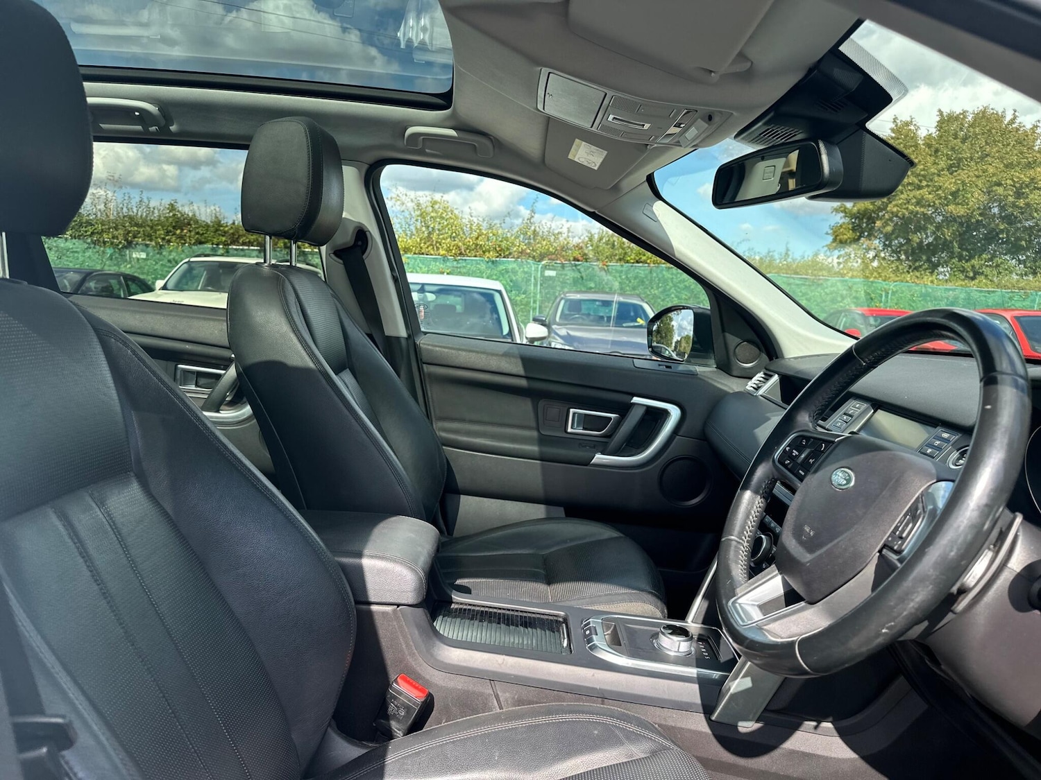 Used Land Rover Discovery Sport 2015 for sale - 76989002: Photo 37