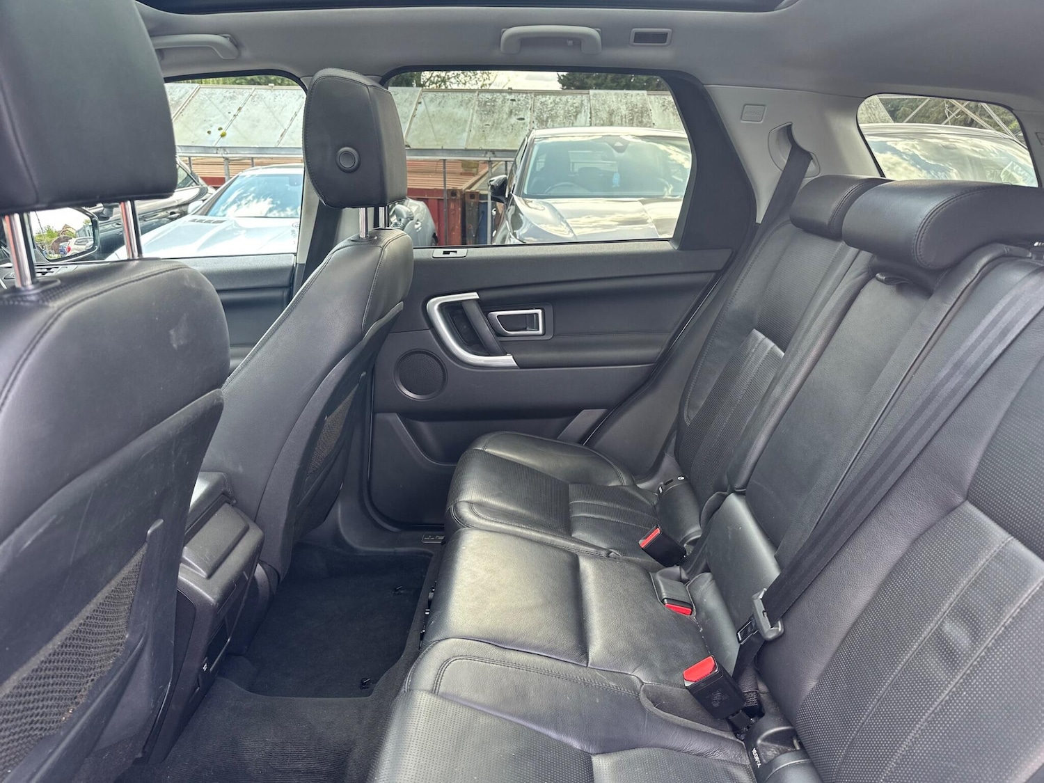 Used Land Rover Discovery Sport 2015 for sale - 76989002: Photo 38