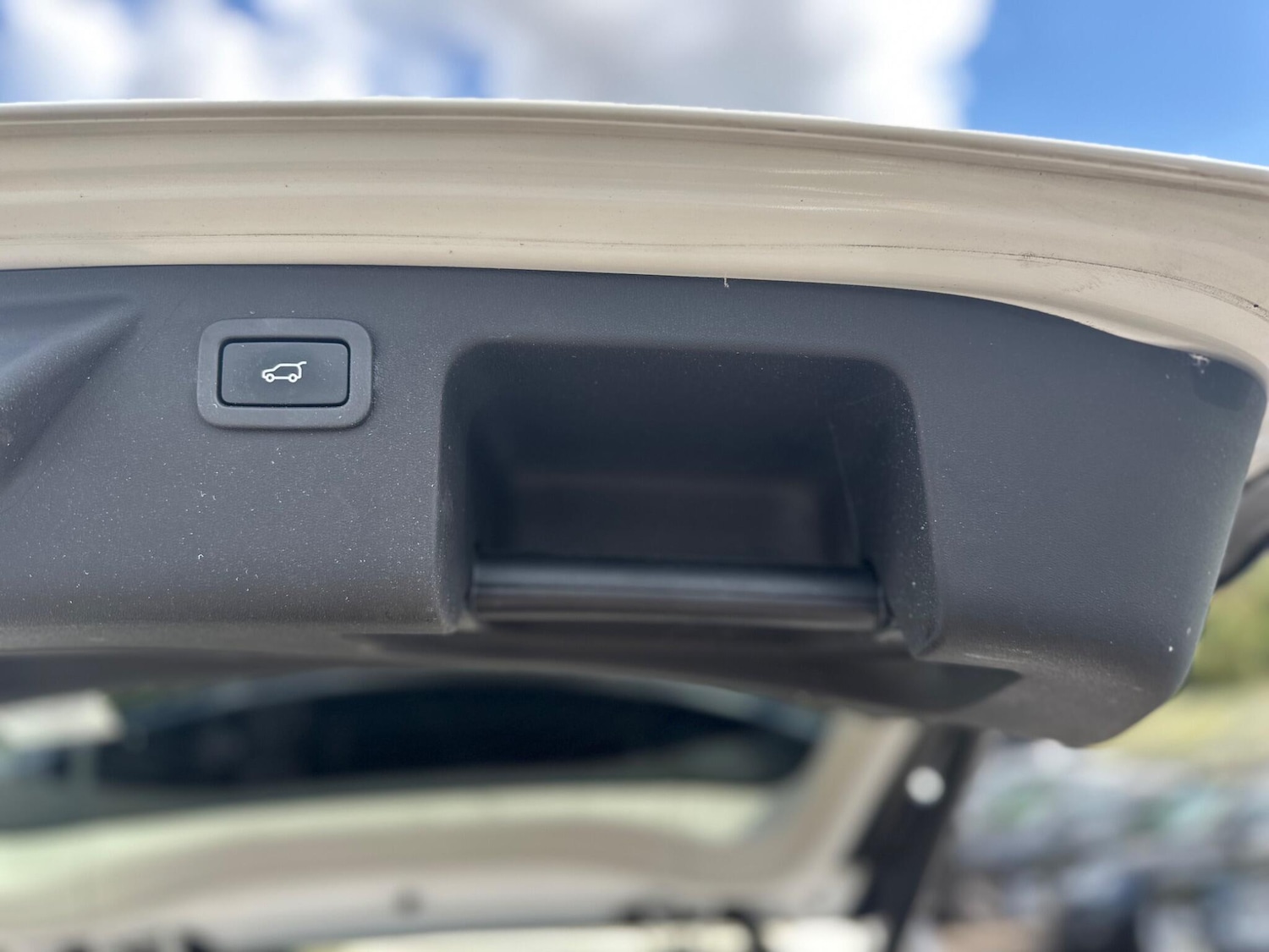 Used Land Rover Discovery Sport 2015 for sale - 76989002: Photo 43