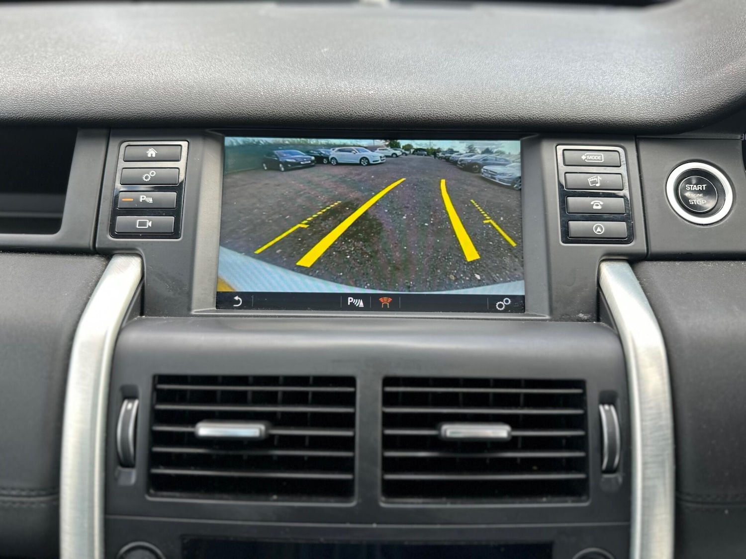 Used Land Rover Discovery Sport 2015 for sale - 76989002: Photo 55