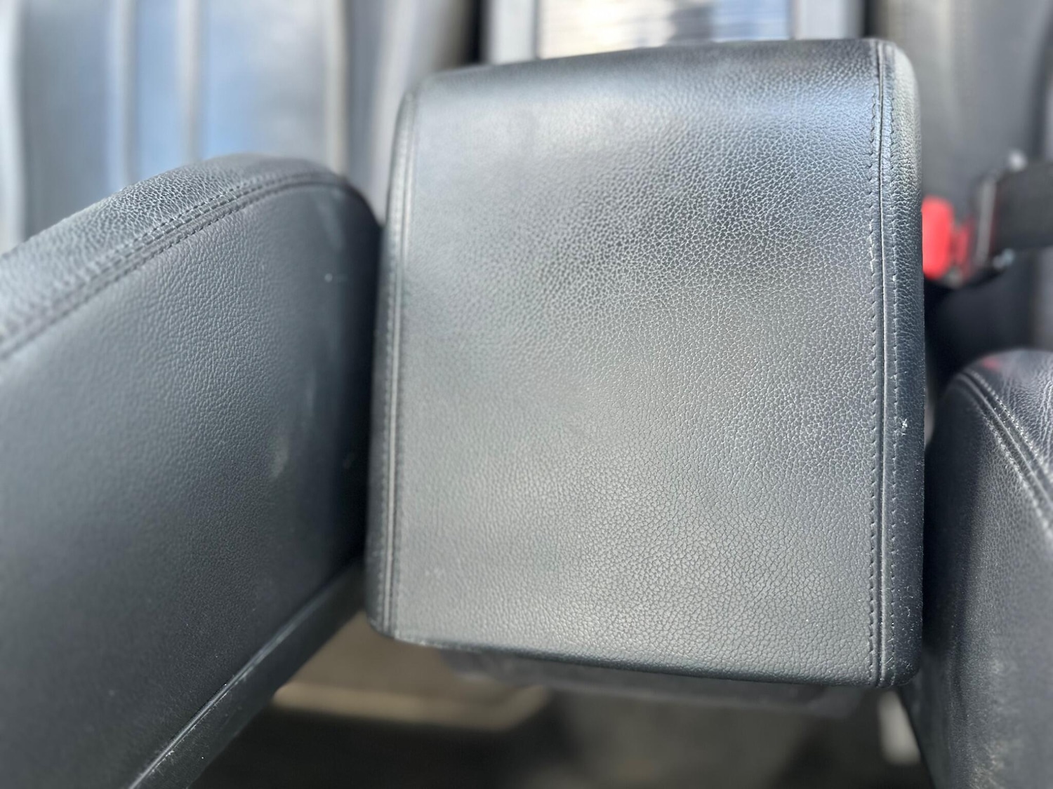 Used Land Rover Discovery Sport 2015 for sale - 76989002: Photo 84