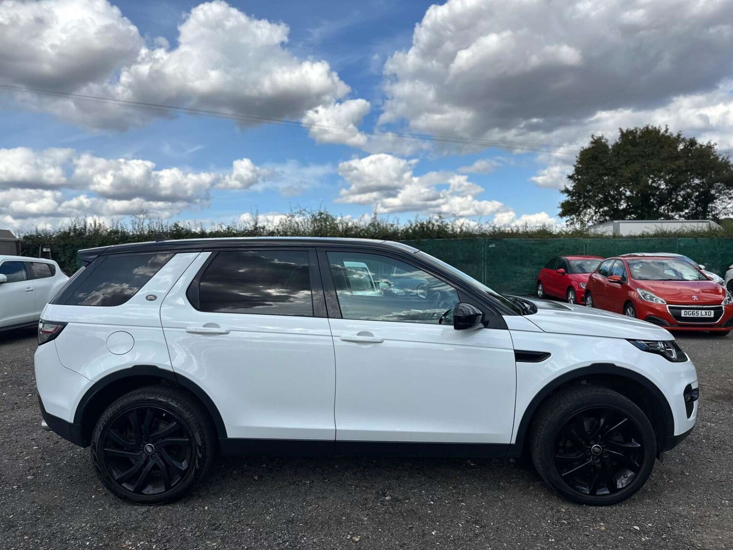 Used Land Rover Discovery Sport 2015 for sale - 77946173: Photo 26