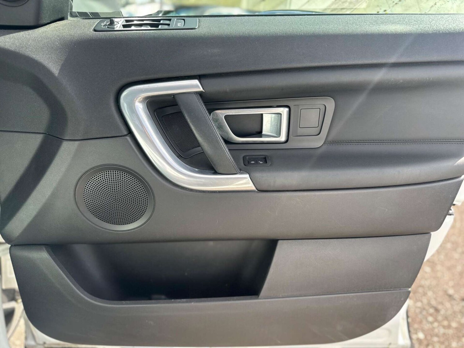 Used Land Rover Discovery Sport 2015 for sale - 77946173: Photo 48