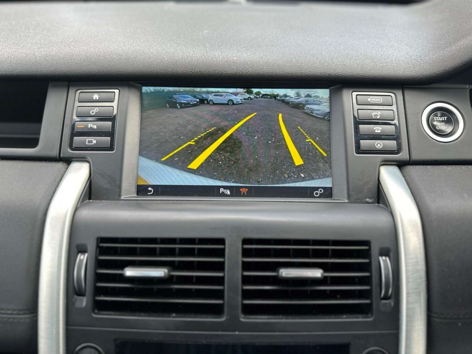 Used Land Rover Discovery Sport 2015 for sale - 77946173: Photo 55