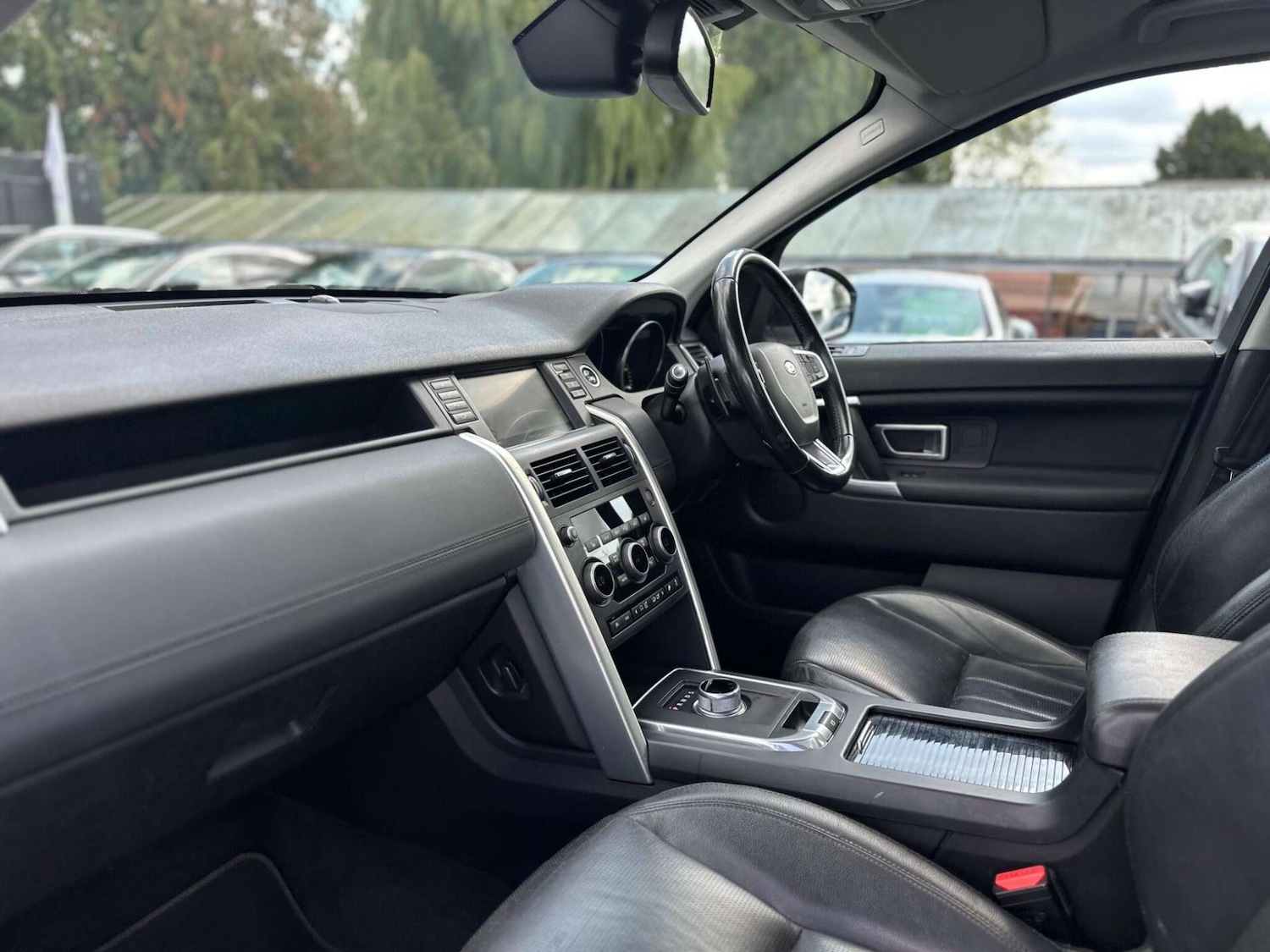 Used Land Rover Discovery Sport 2015 for sale - 77946173: Photo 7