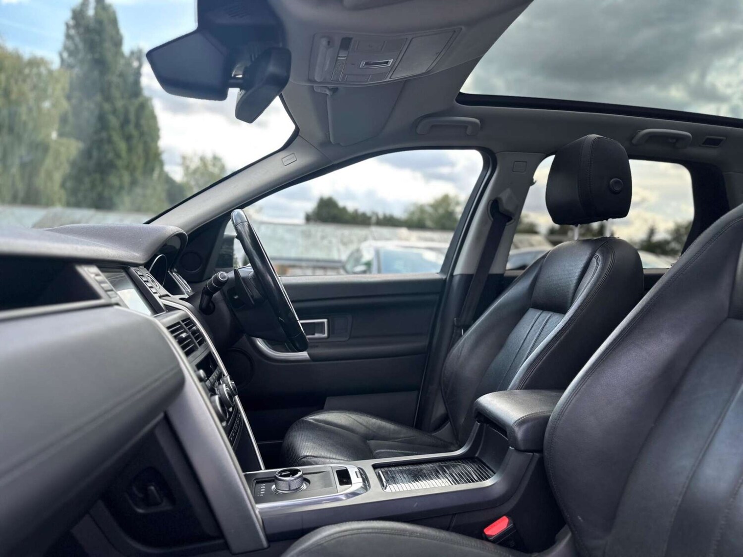 Used Land Rover Discovery Sport 2015 for sale - 77946173: Photo 70