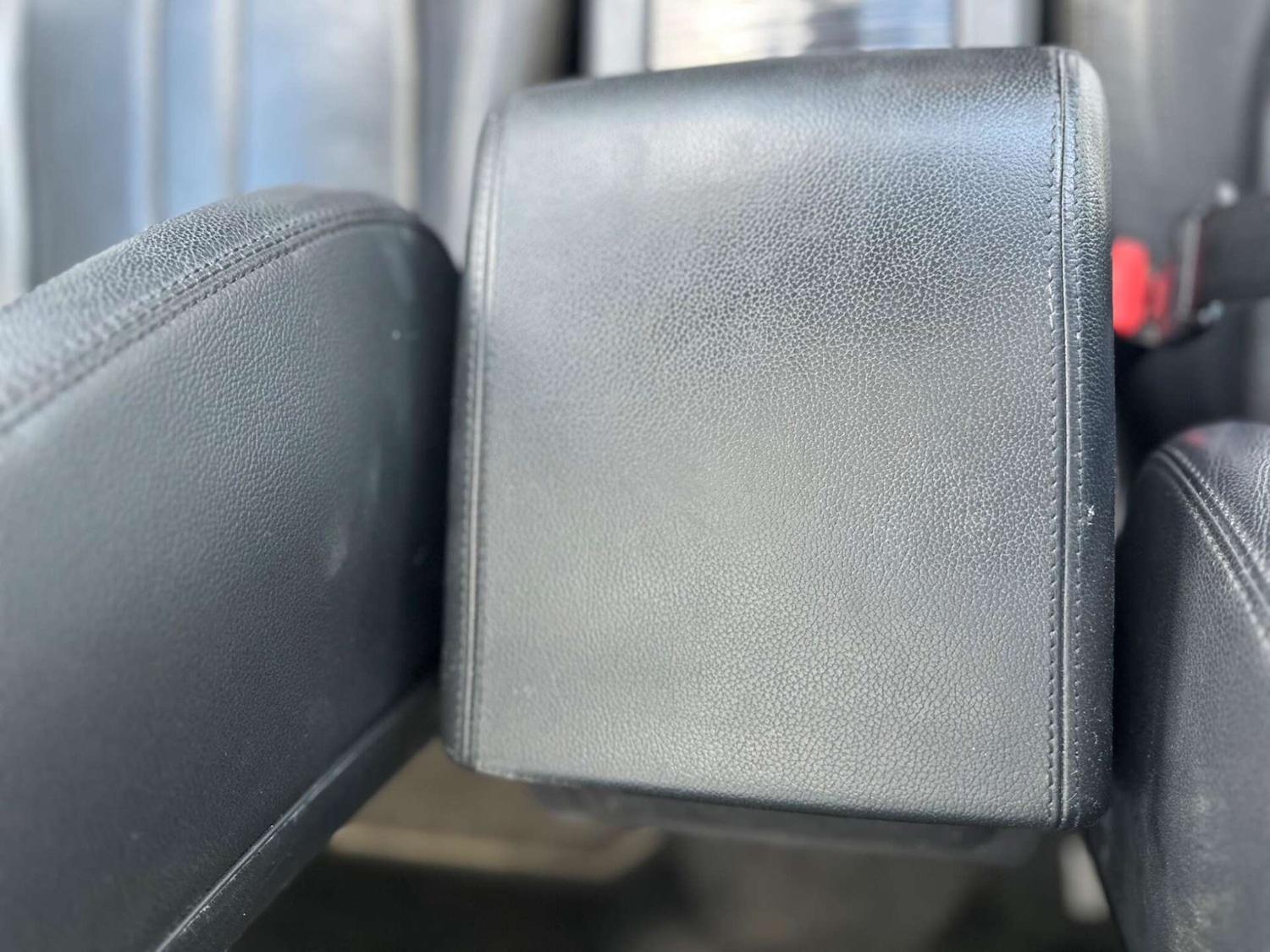 Used Land Rover Discovery Sport 2015 for sale - 77946173: Photo 84