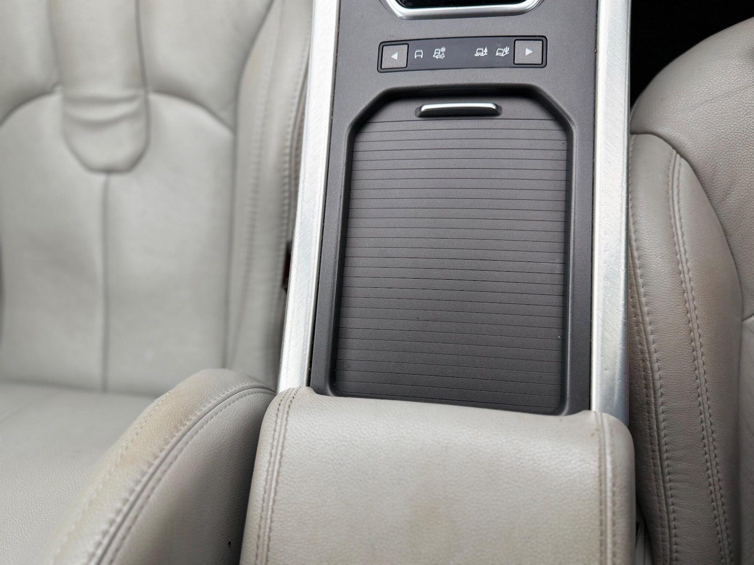 Used Land Rover Range Rover Evoque 2013 for sale - 76839425: Photo 78