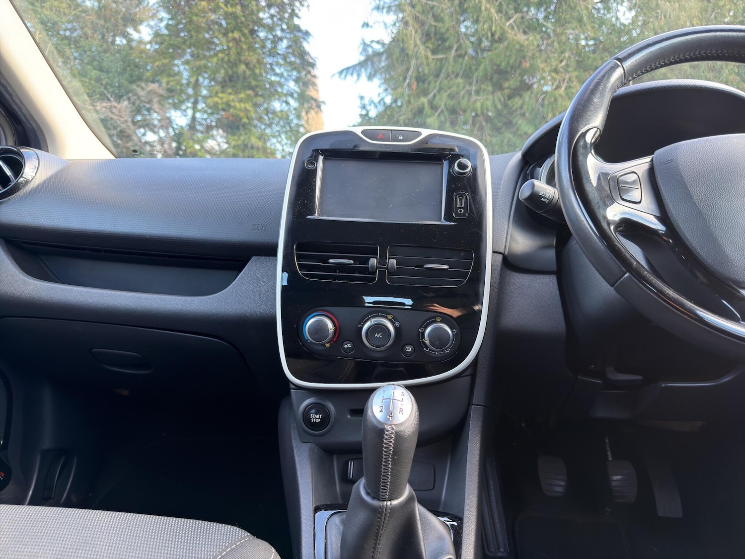 Used Renault Clio 2016 for sale - 77441178: Photo 27