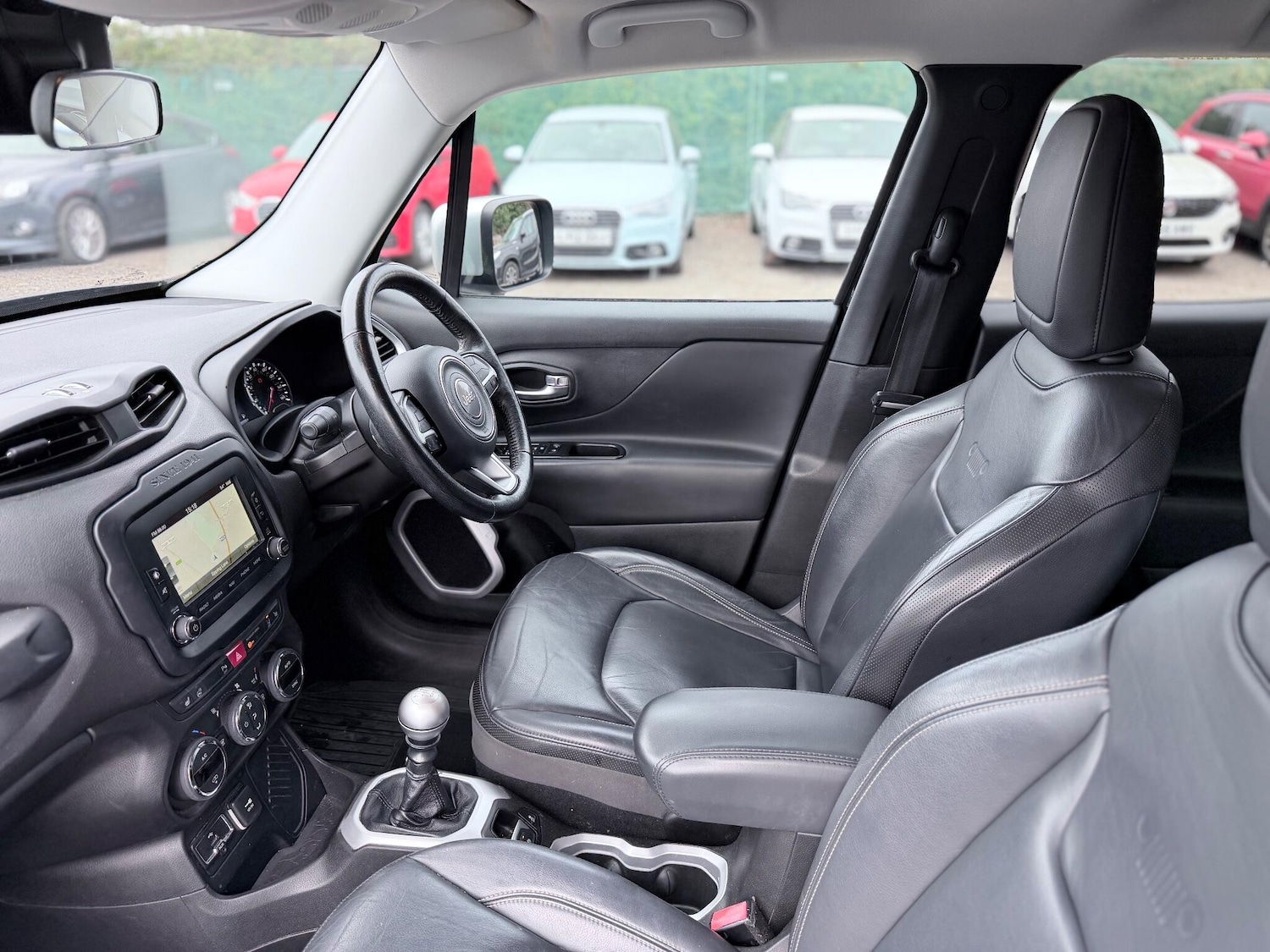 Used Jeep Renegade 2015 for sale - 76995212: Photo 7