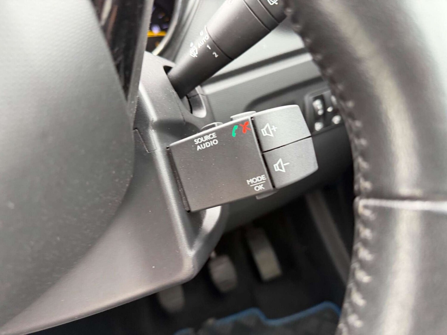 Used Renault Captur 2015 for sale - 77946160: Photo 34