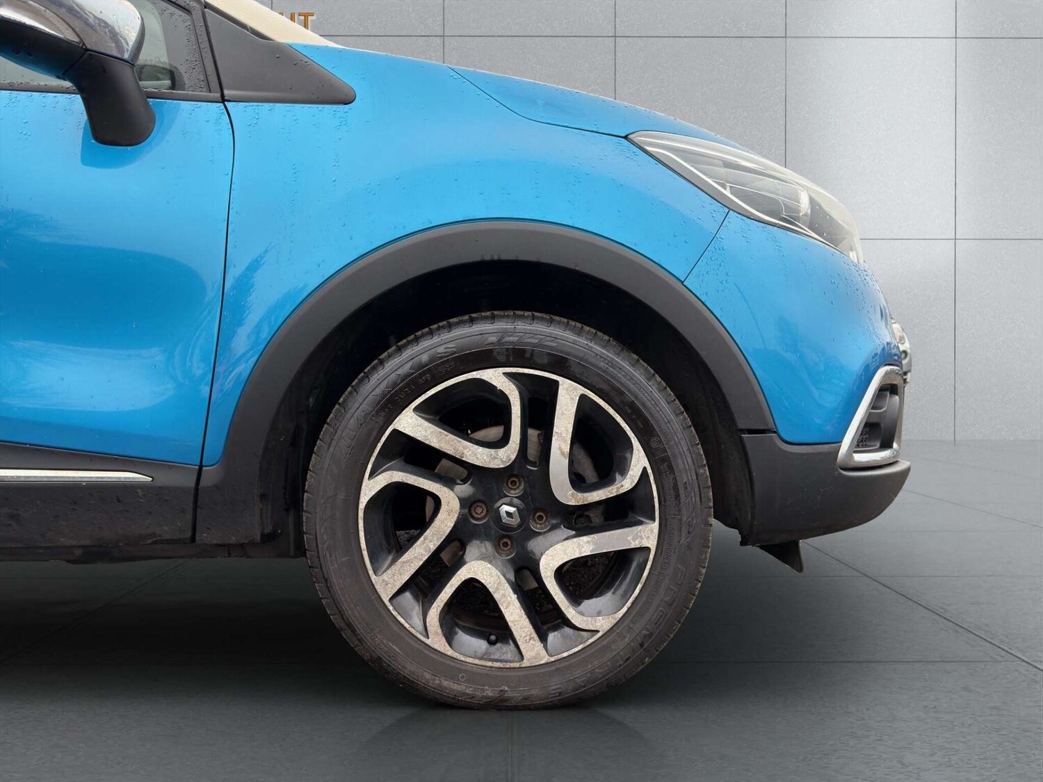 Used Renault Captur 2015 for sale - 77946160: Photo 38