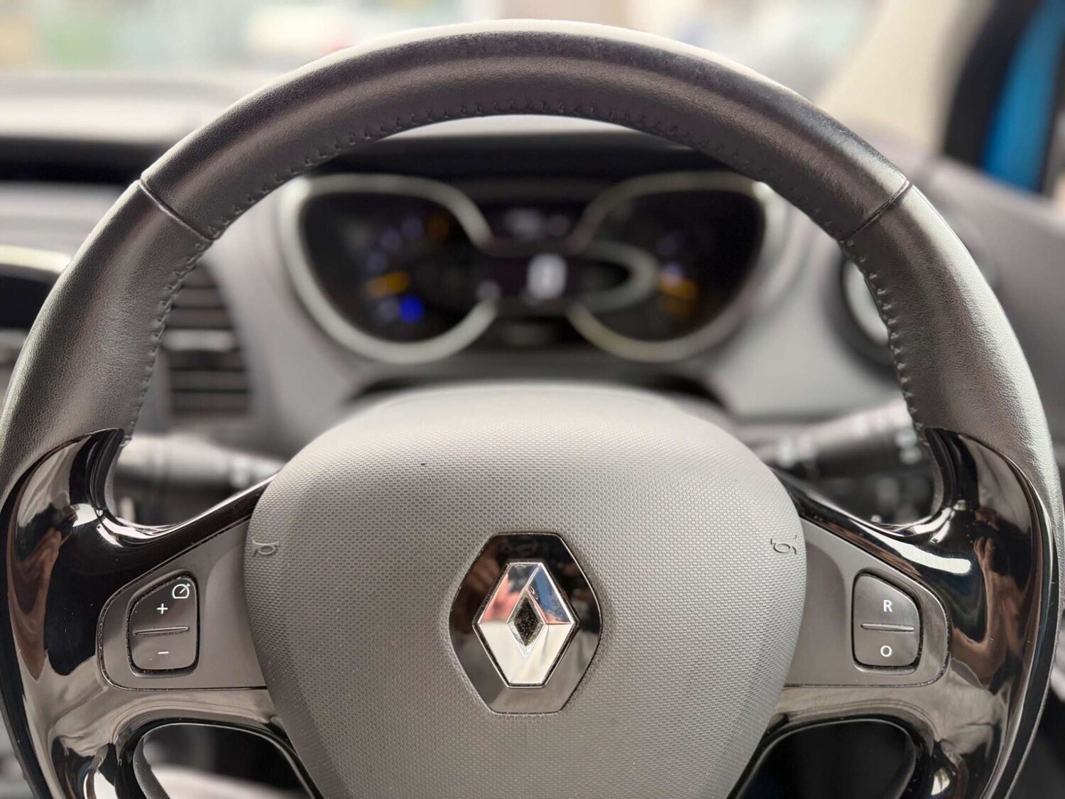 Used Renault Captur 2015 for sale - 77946160: Photo 51