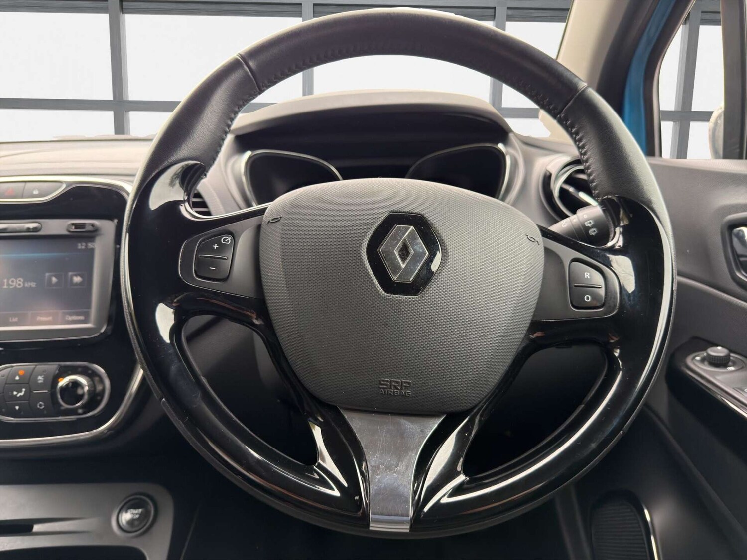 Used Renault Captur 2015 for sale - 77946160: Photo 55