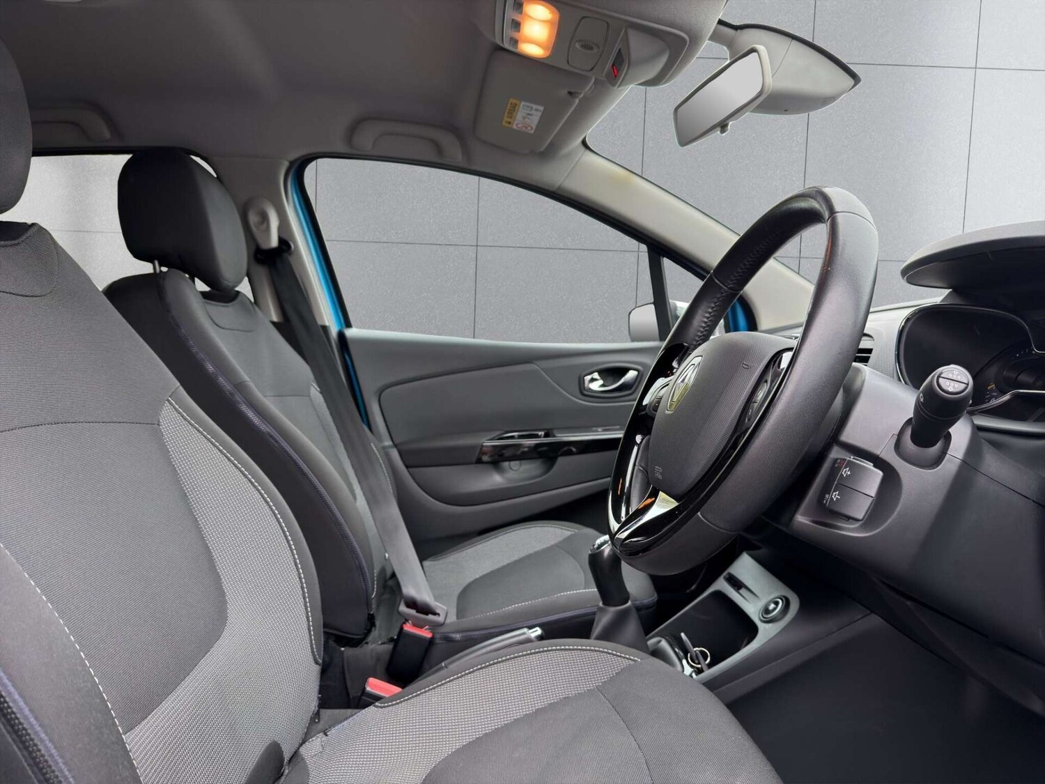 Used Renault Captur 2015 for sale - 77946160: Photo 6