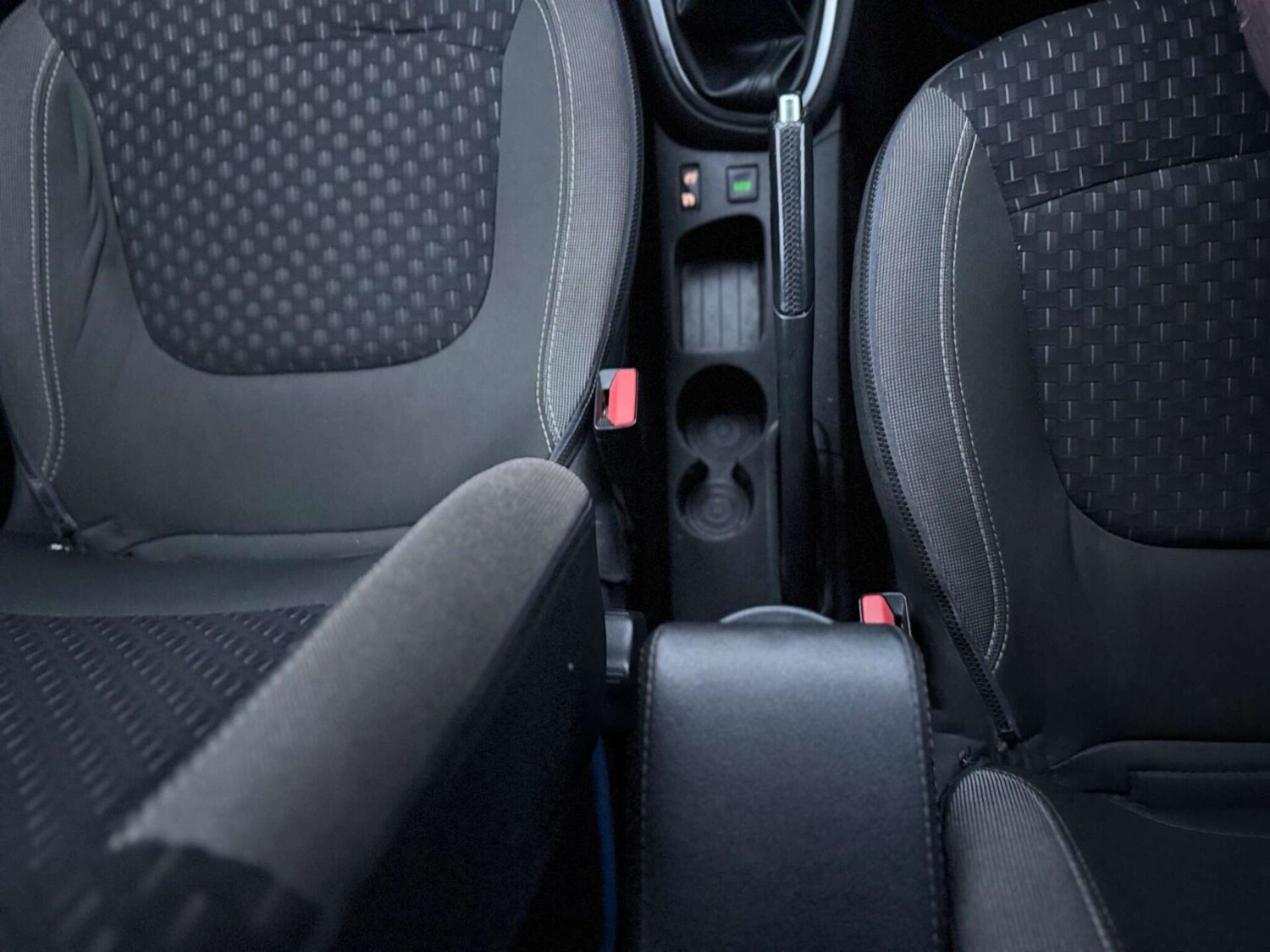 Used Renault Captur 2017 for sale - 77946162: Photo 34