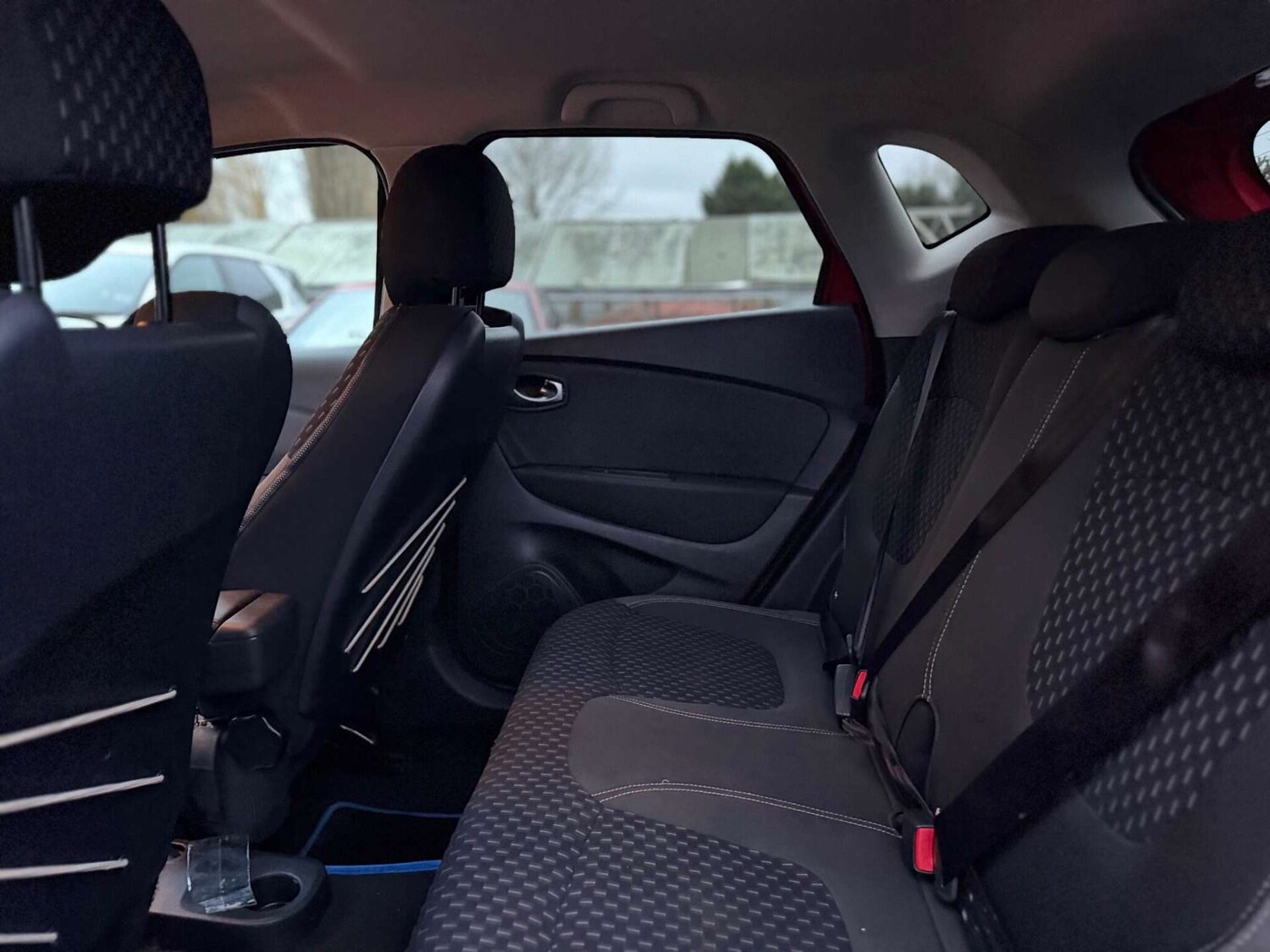 Used Renault Captur 2017 for sale - 77946162: Photo 38