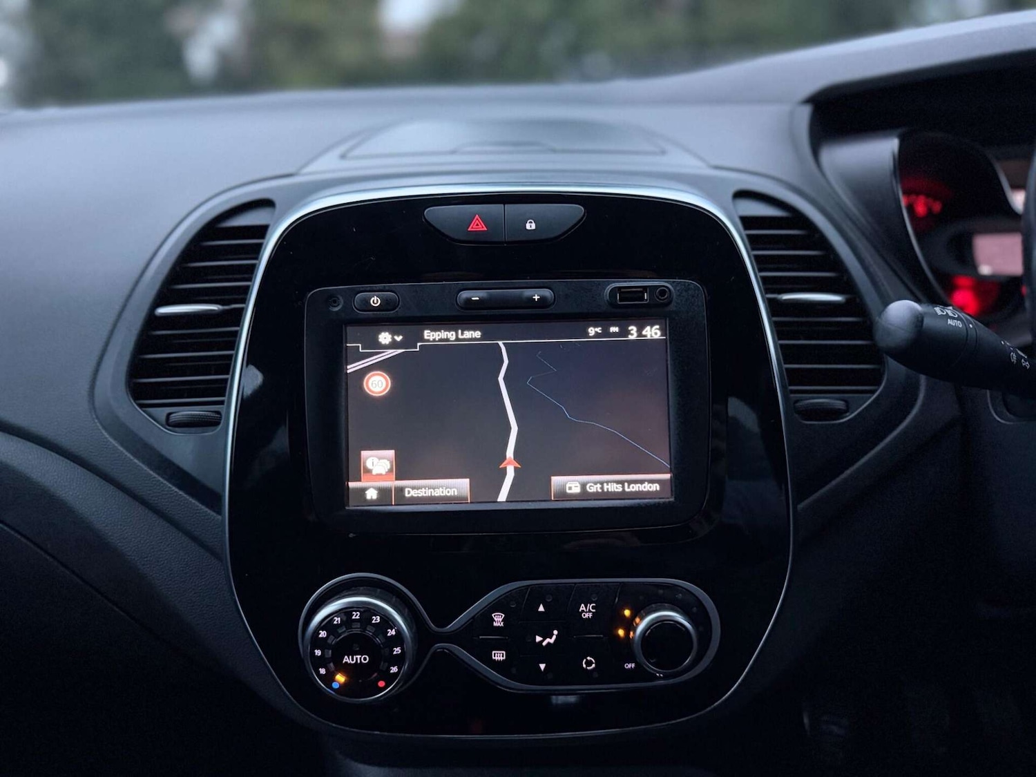 Used Renault Captur 2017 for sale - 77946162: Photo 59