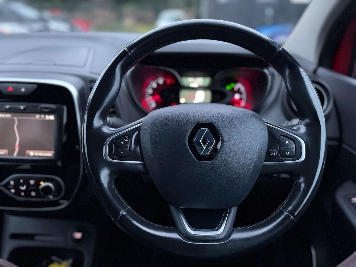 Used Renault Captur 2017 for sale - 77946162: Photo 63