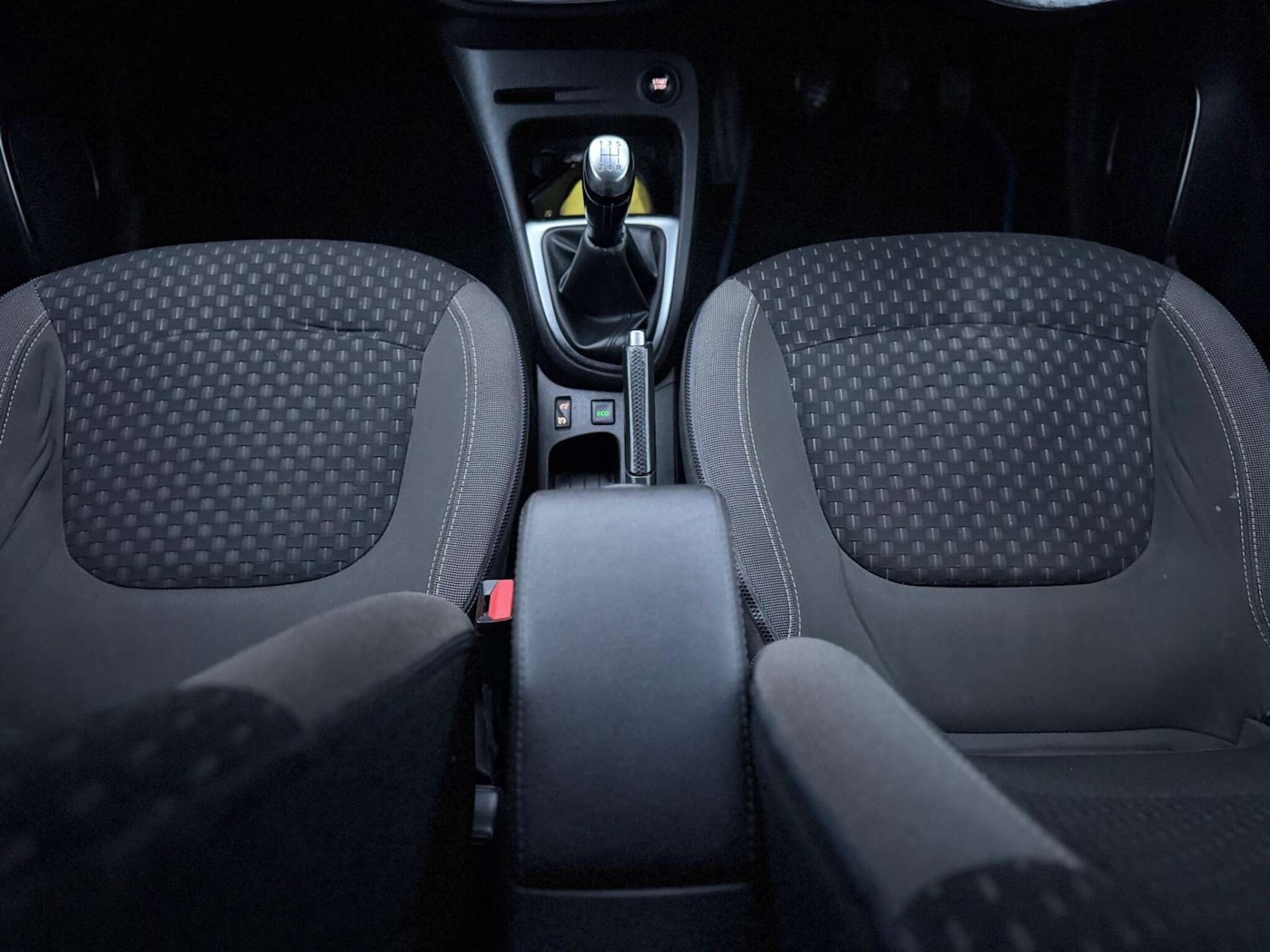 Used Renault Captur 2017 for sale - 77946162: Photo 76