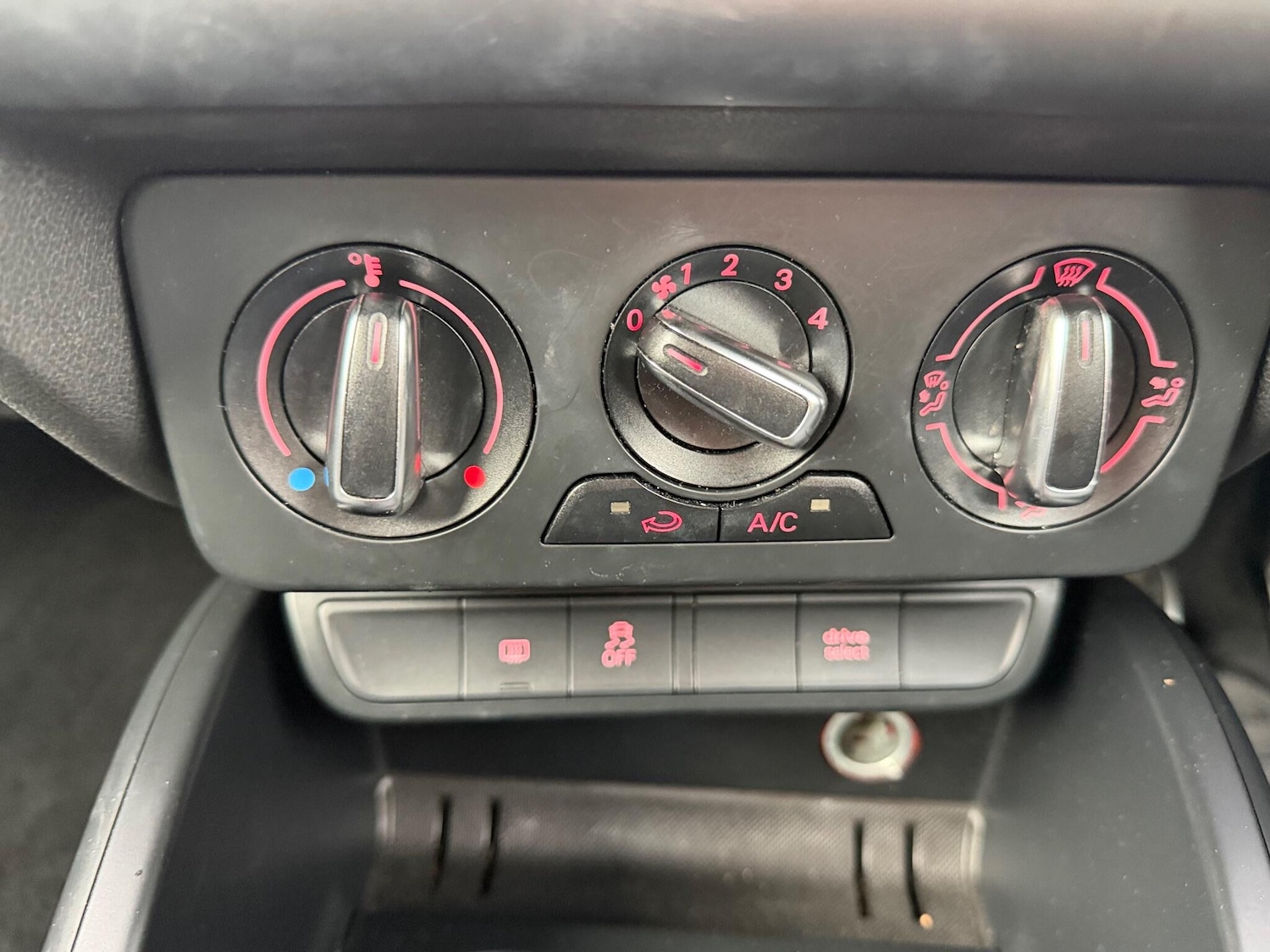 Used Audi A1 for sale - 76473843: Photo 30