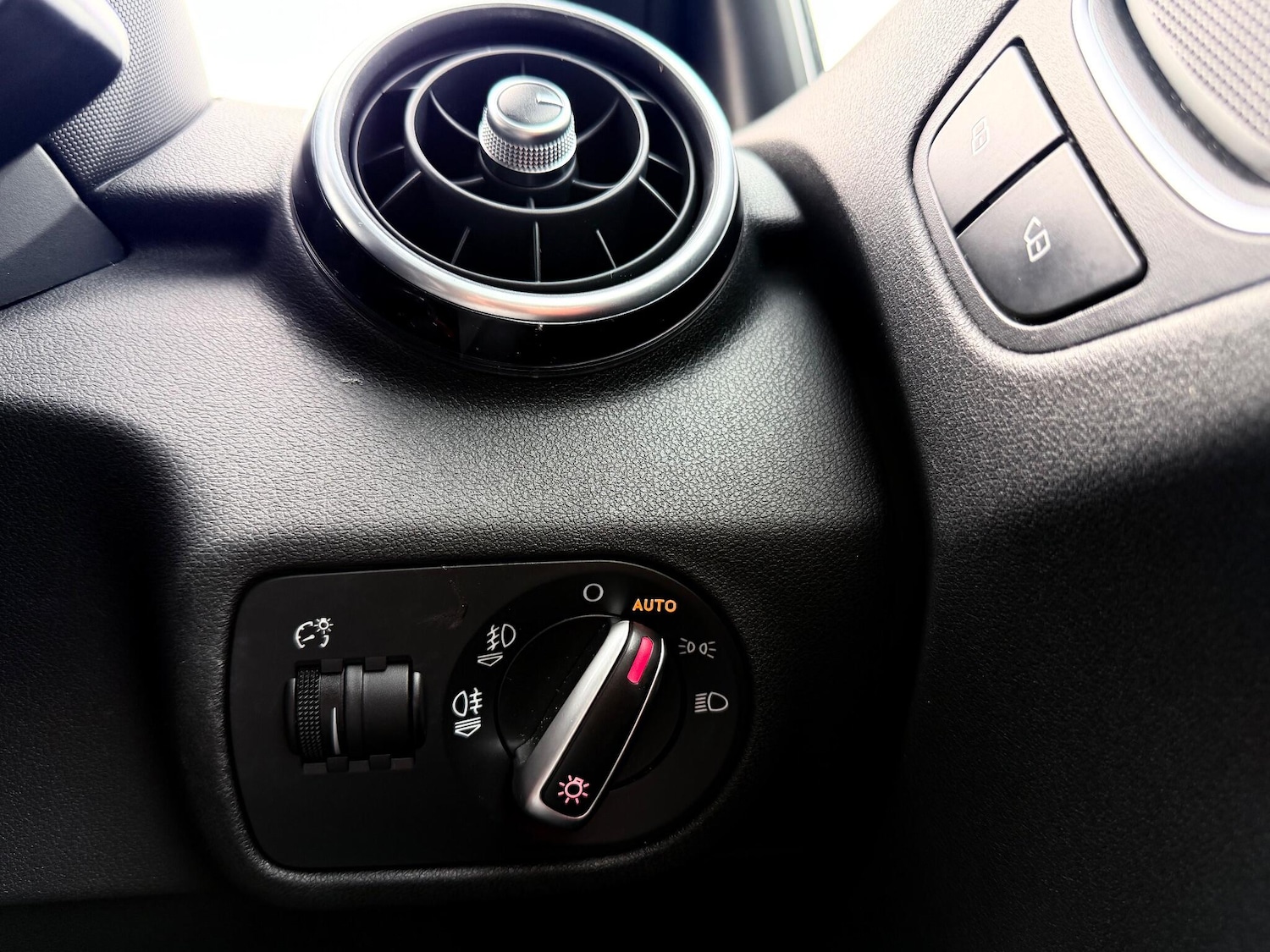 Used Audi A1 for sale - 76473843: Photo 44