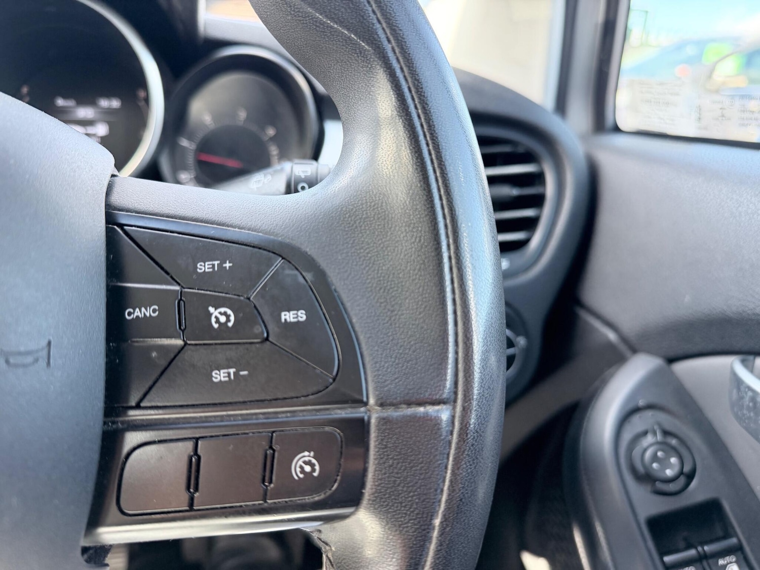 Used Fiat 500X 2015 for sale - 76370873: Photo 45