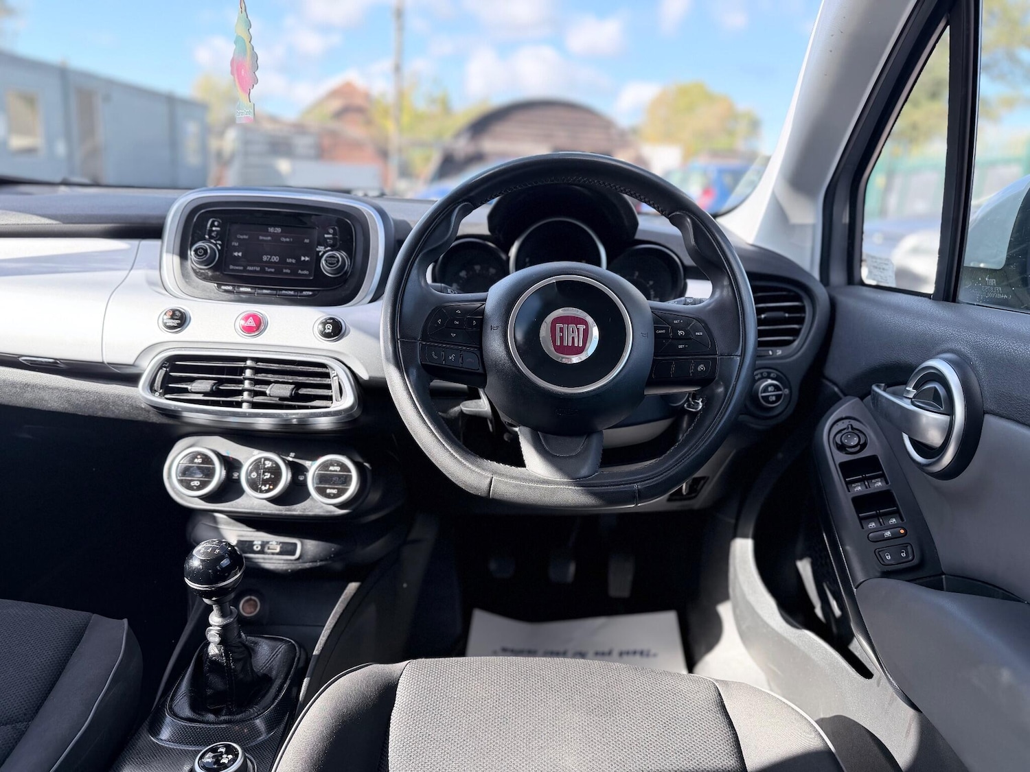 Used Fiat 500X 2015 for sale - 76370873: Photo 5