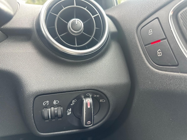 Used Audi A1 2012 for sale - 76179870: Photo 47
