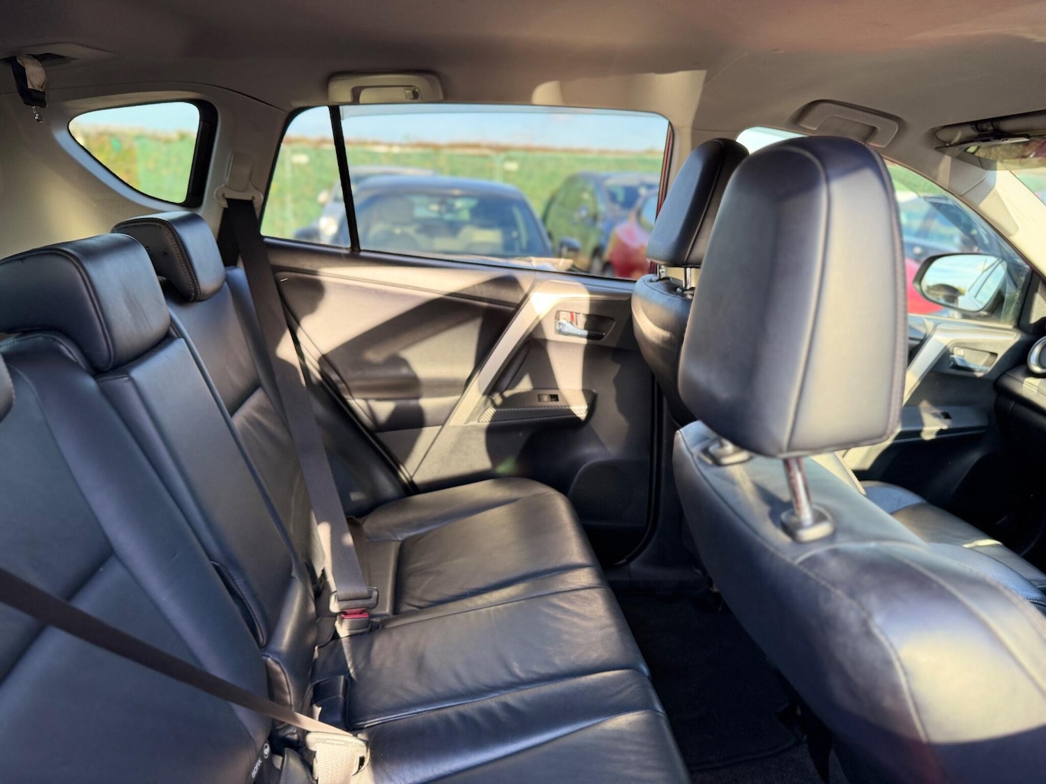 Used Toyota RAV4 2013 for sale - 76942481: Photo 10