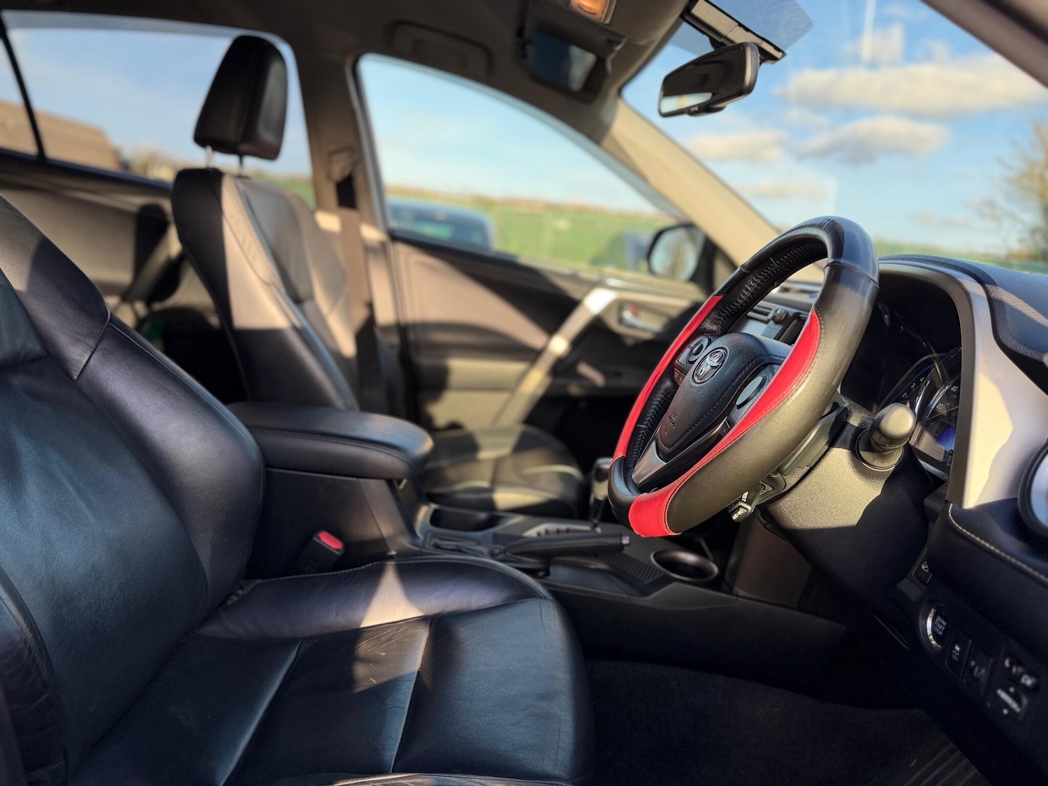 Used Toyota RAV4 2013 for sale - 76942481: Photo 38