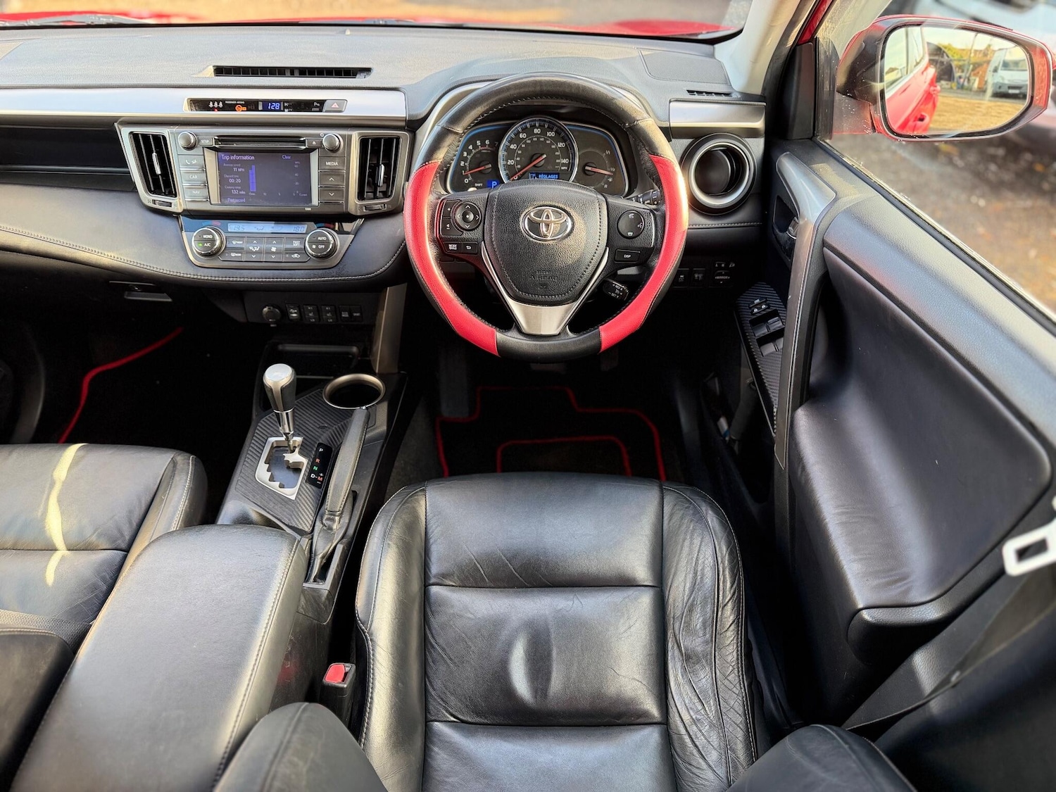 Used Toyota RAV4 2013 for sale - 76942481: Photo 86