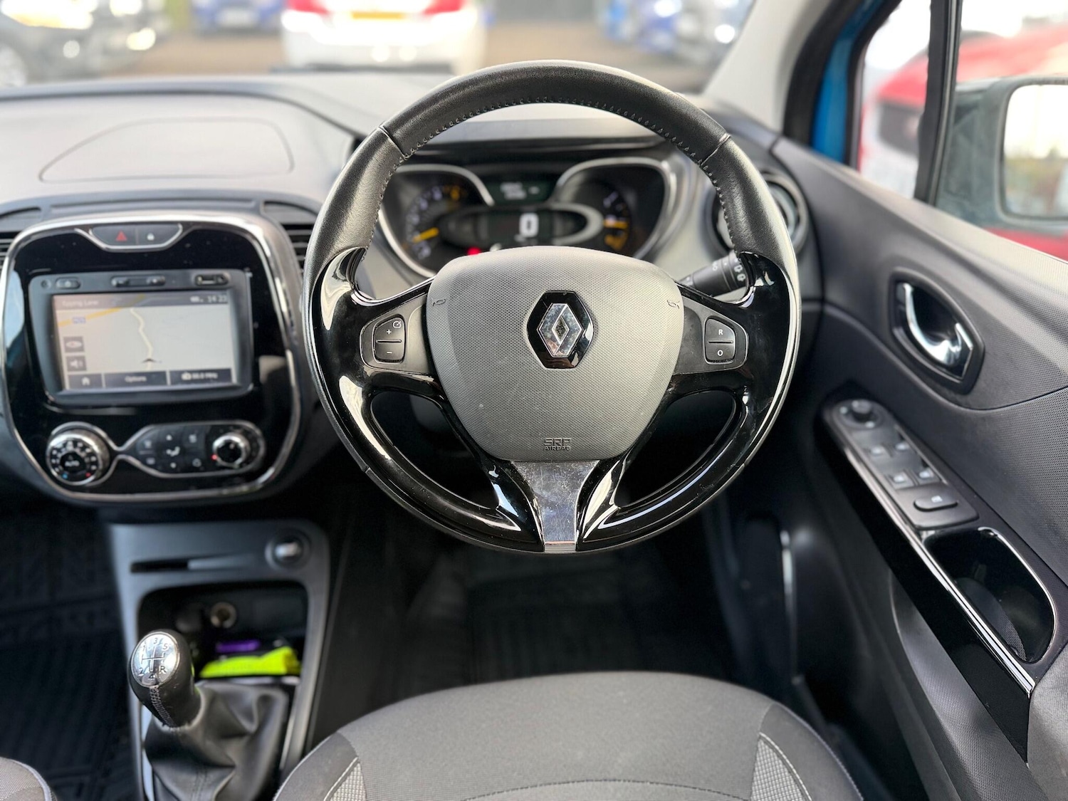 Used Renault Captur 2015 for sale - 76832930: Photo 59