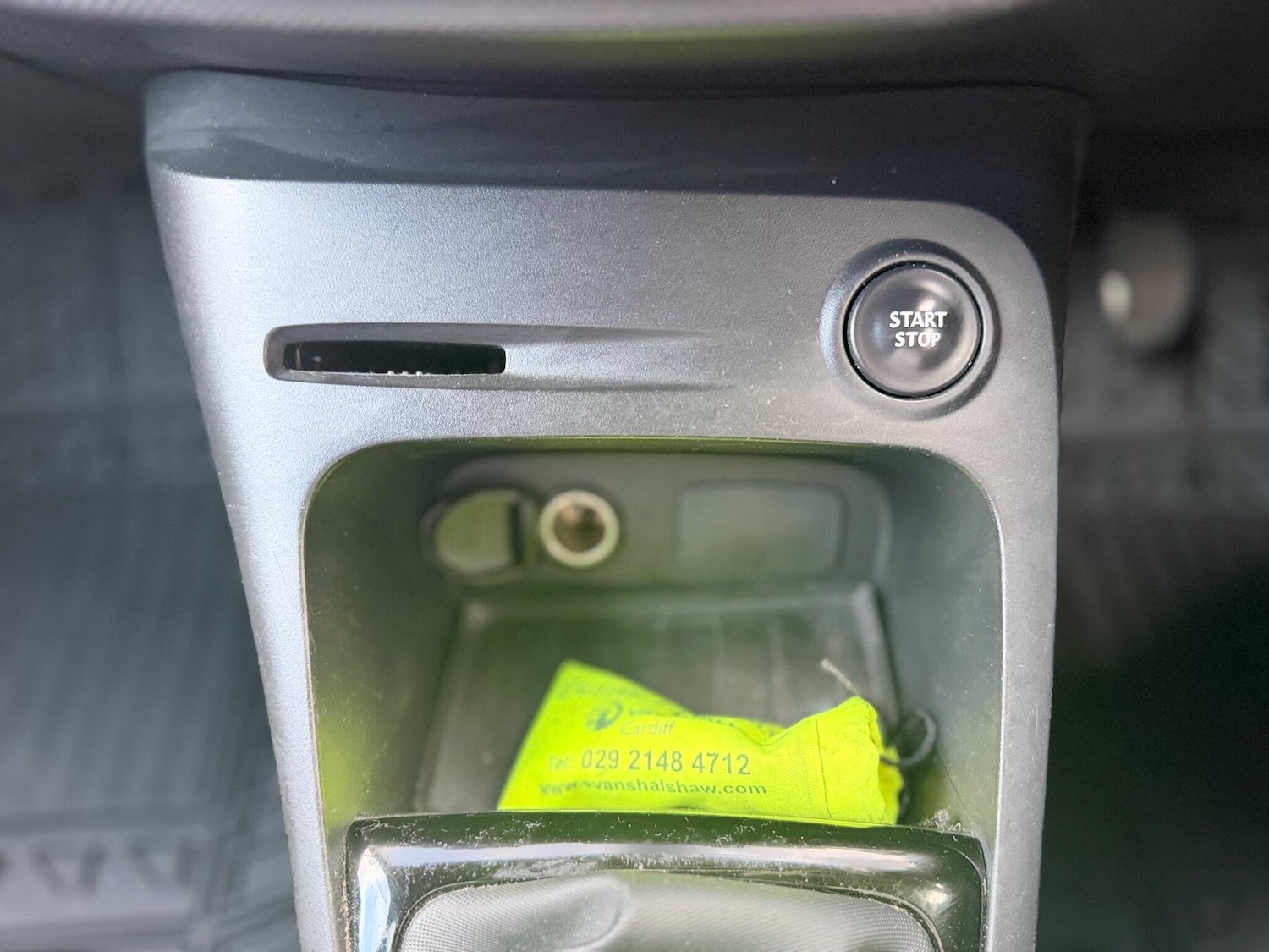 Used Renault Captur 2015 for sale - 76832930: Photo 77