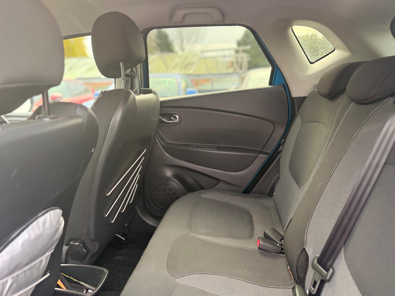 Used Renault Captur 2015 for sale - 76832930: Photo 9