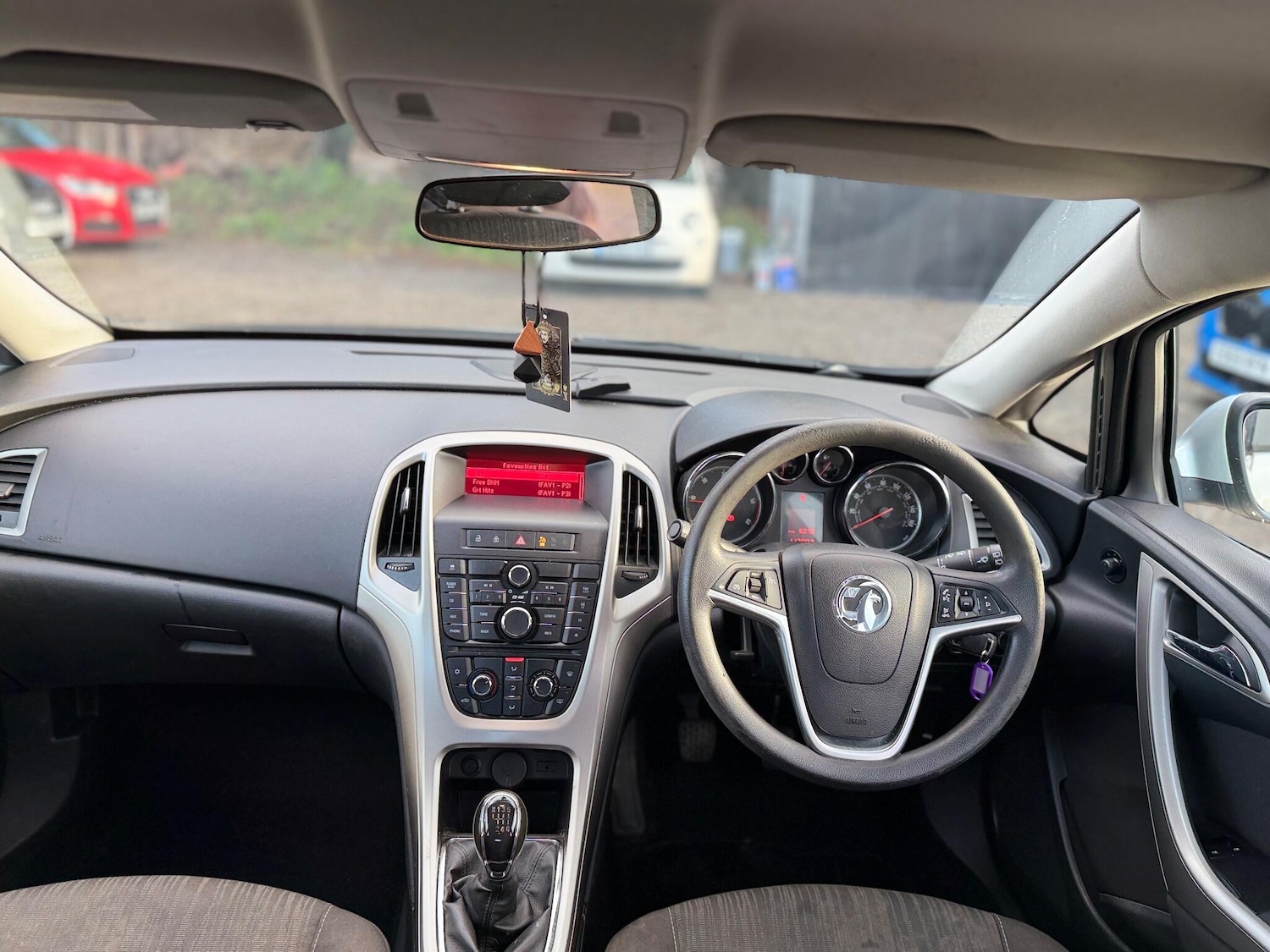 Used Vauxhall Astra 2011 for sale - 77050276: Photo 33