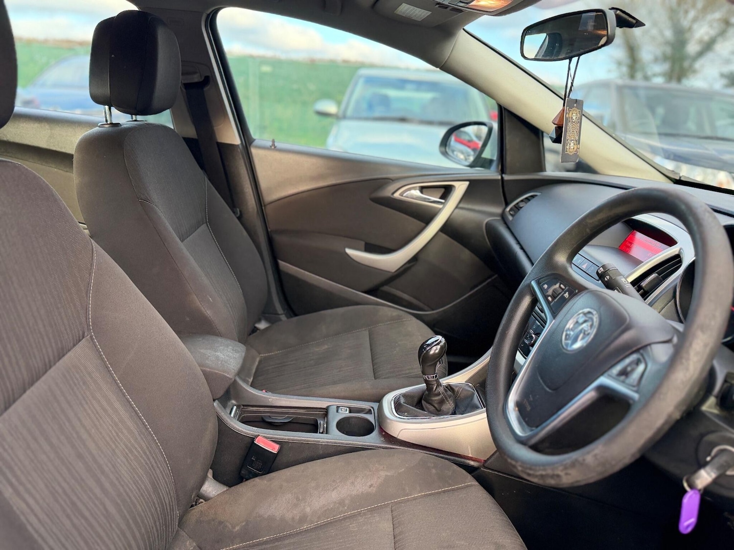 Used Vauxhall Astra 2011 for sale - 77050276: Photo 36