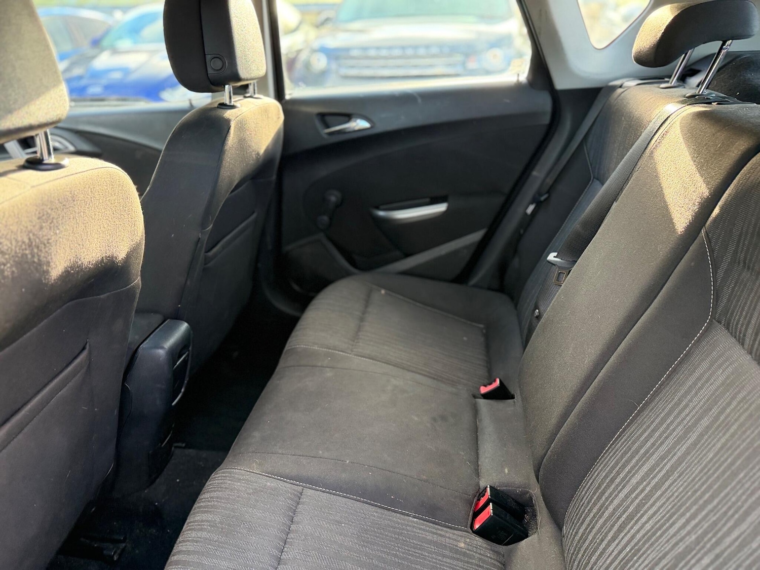 Used Vauxhall Astra 2011 for sale - 77050276: Photo 38