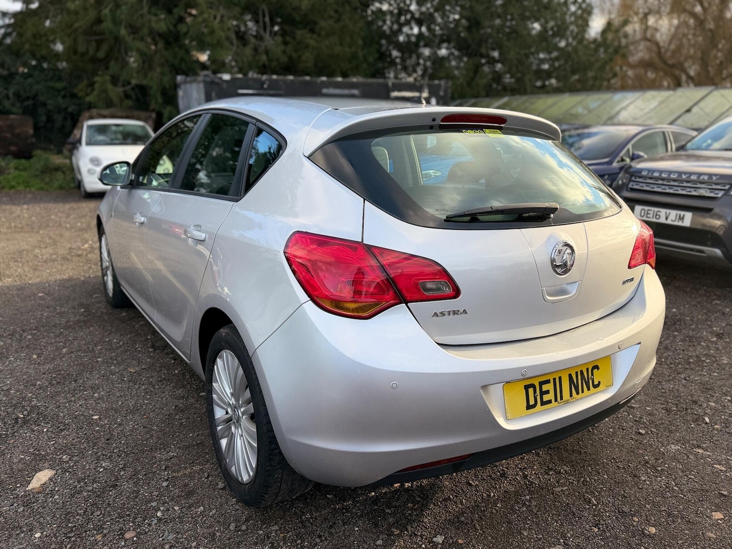 Used Vauxhall Astra 2011 for sale - 77050276: Photo 4